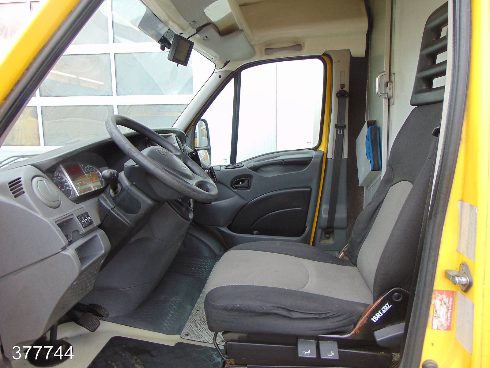 Iveco Daily 35 S 11 A / P Maxi Postkoffer Regalsystem, Interne Nummer: 377744 Bild Nr. 3