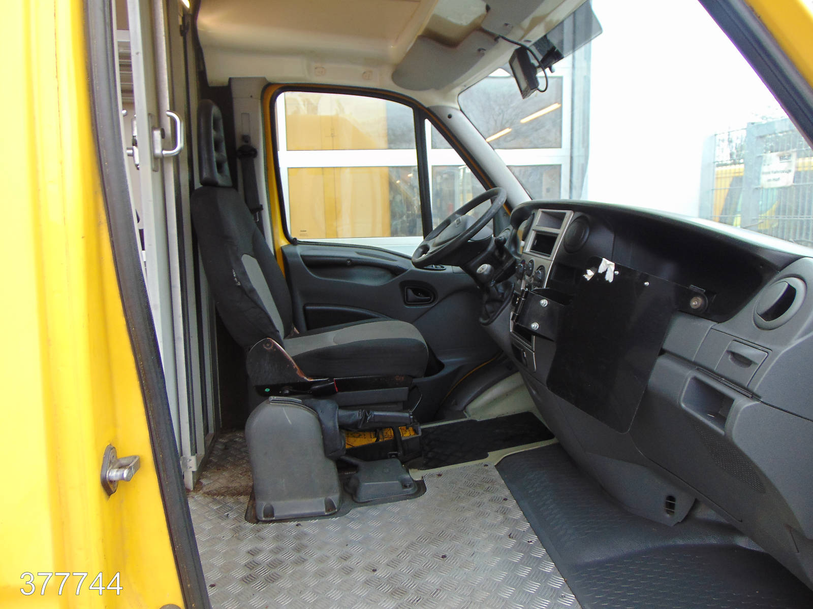 Iveco Daily 35 S 11 A / P Maxi Postkoffer Regalsystem, Interne Nummer: 377744 Bild Nr. 8