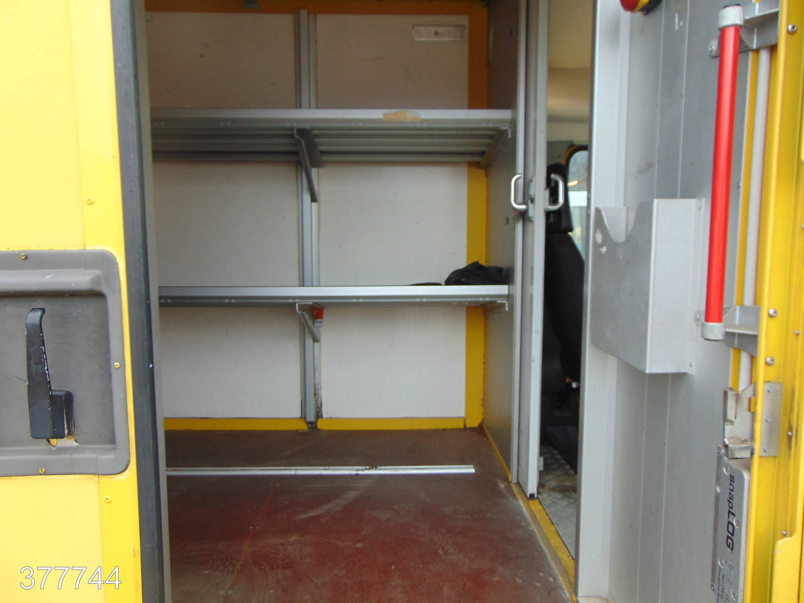 Iveco Daily 35 S 11 A / P Maxi Postkoffer Regalsystem, Interne Nummer: 377744 Bild Nr. 11