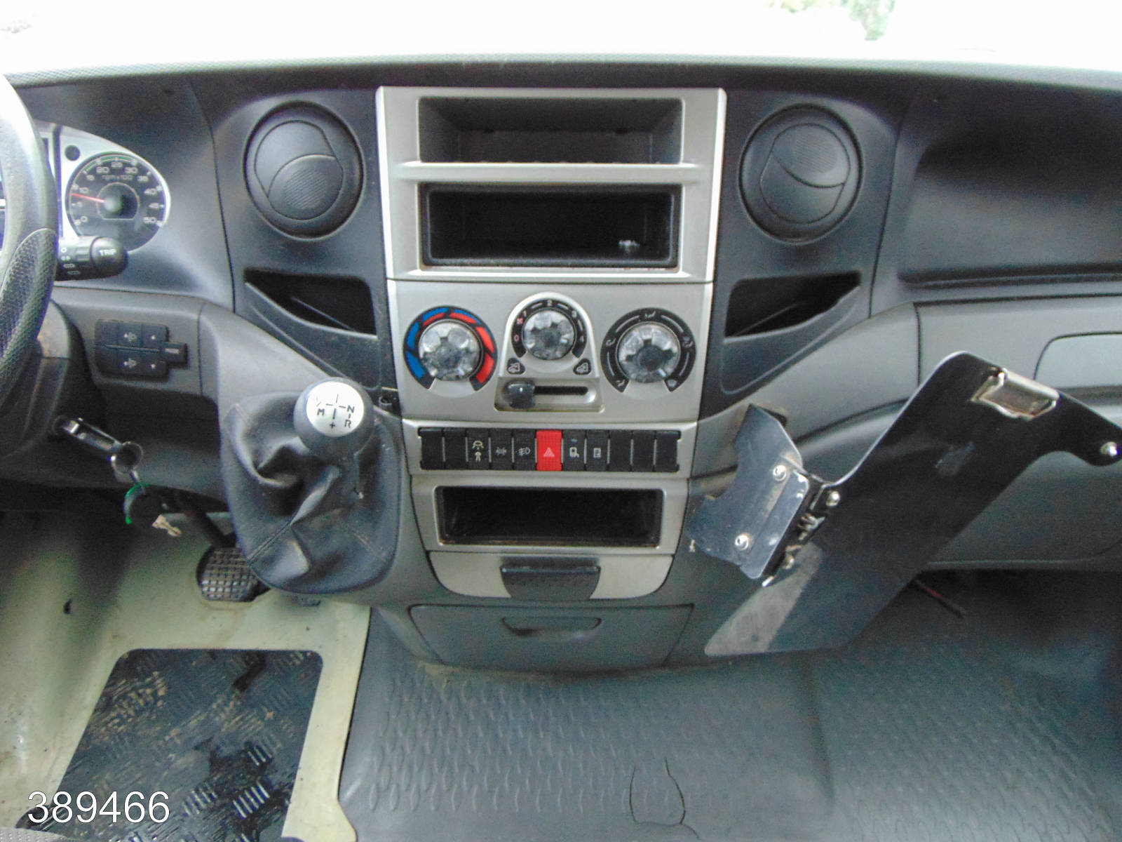 Iveco Daily 35 S 11 A / P Maxi Postkoffer Regalsystem, Interne Nummer: 389496 Bild Nr. 6