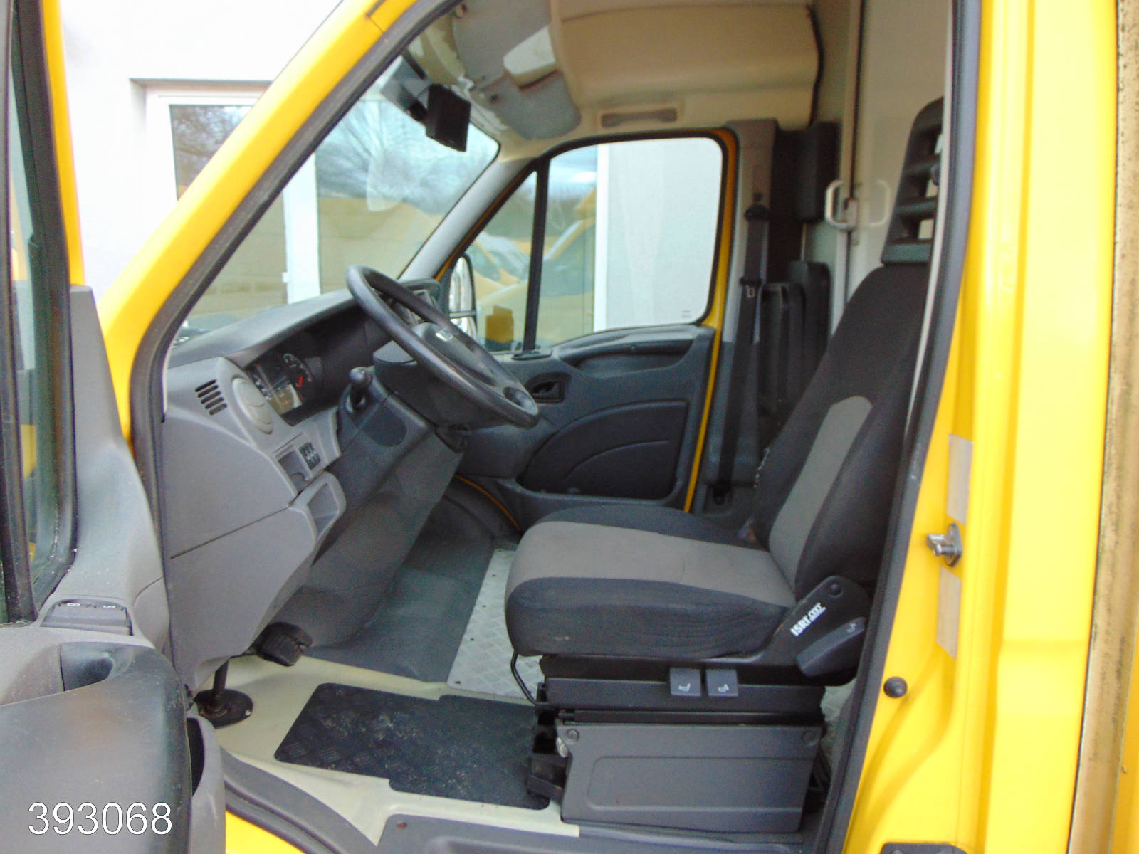 Iveco Daily 35 S 11 A / P Maxi Postkoffer Regalsystem, Interne Nummer: 393068 Bild Nr. 3