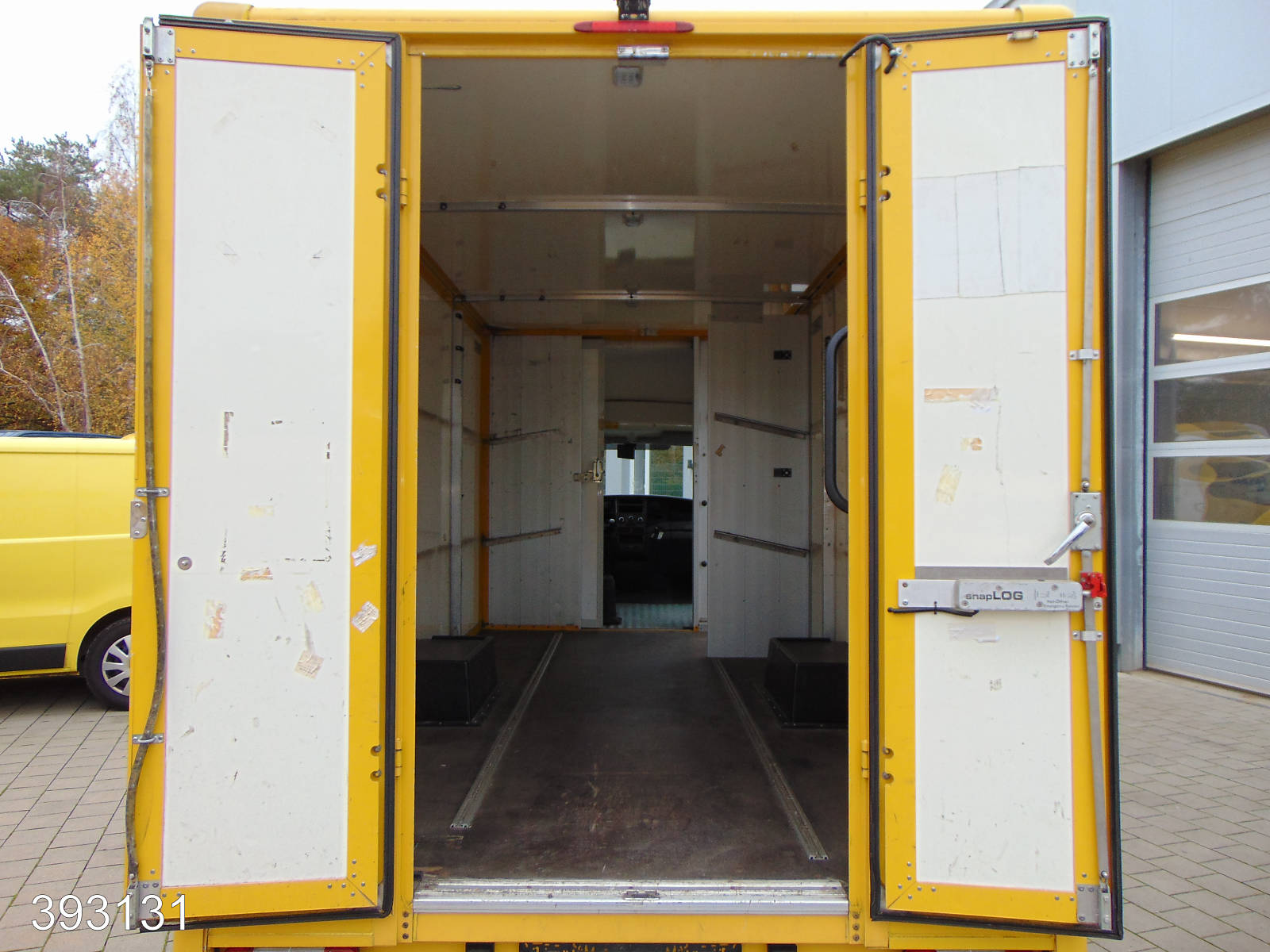 Iveco Daily 35 S 11 A / P Maxi Postkoffer Regalsystem, Interne Nummer: 393131 Bild Nr. 10