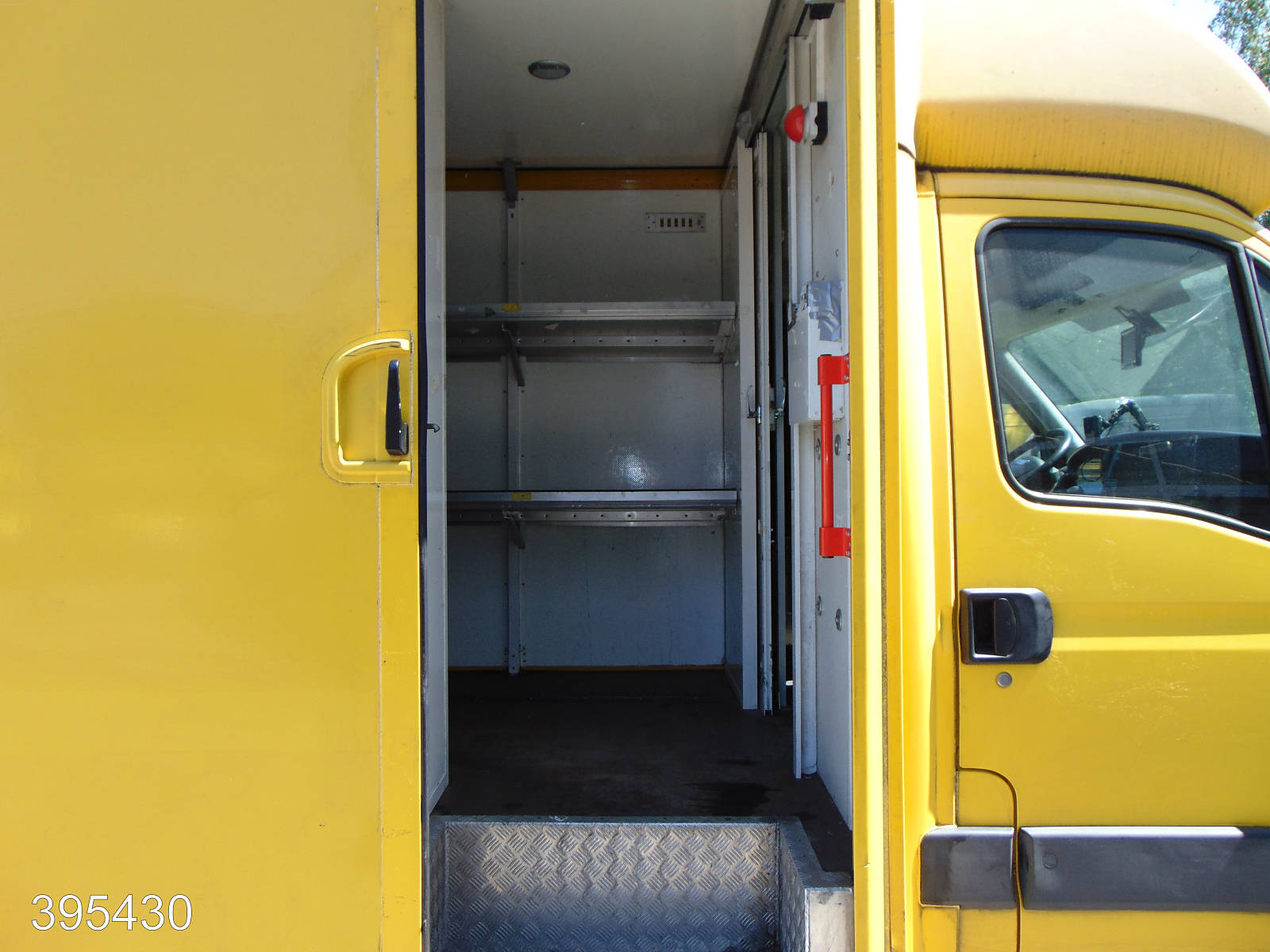 Iveco Daily 35 S 11 A / P Maxi Postkoffer Regalsystem, Interne Nummer: 395430 Bild Nr. 10
