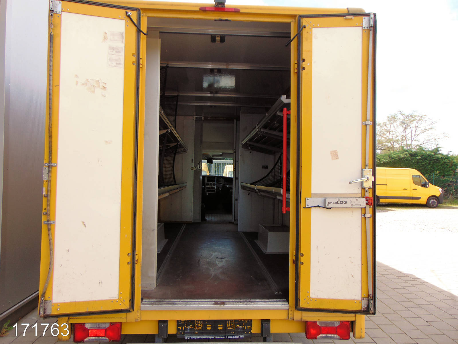Iveco Daily 35 S 11 A / P Maxi Postkoffer Regalsystem, Interne Nummer: 171763 Bild Nr. 10