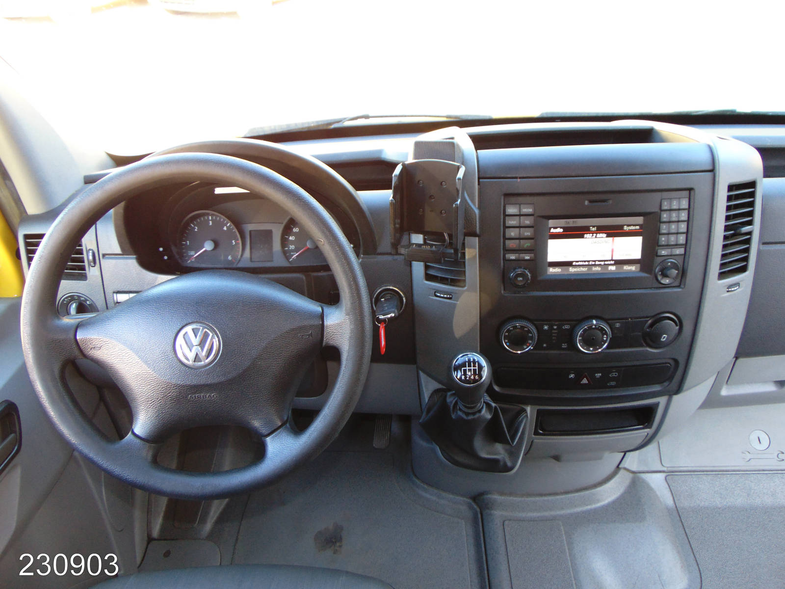 VW CRAFTER 35 2.0 TDI -KLIMA-REGALSYSTEM-KAMERA-, Interne Nummer: 230903 Bild Nr. 4