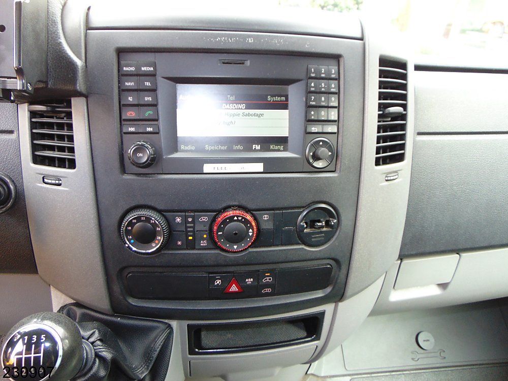 VW CRAFTER 35 2.0 TDI -KLIMA-REGALSYSTEM-KAMERA-, Interne Nummer: 230907 Bild Nr. 5