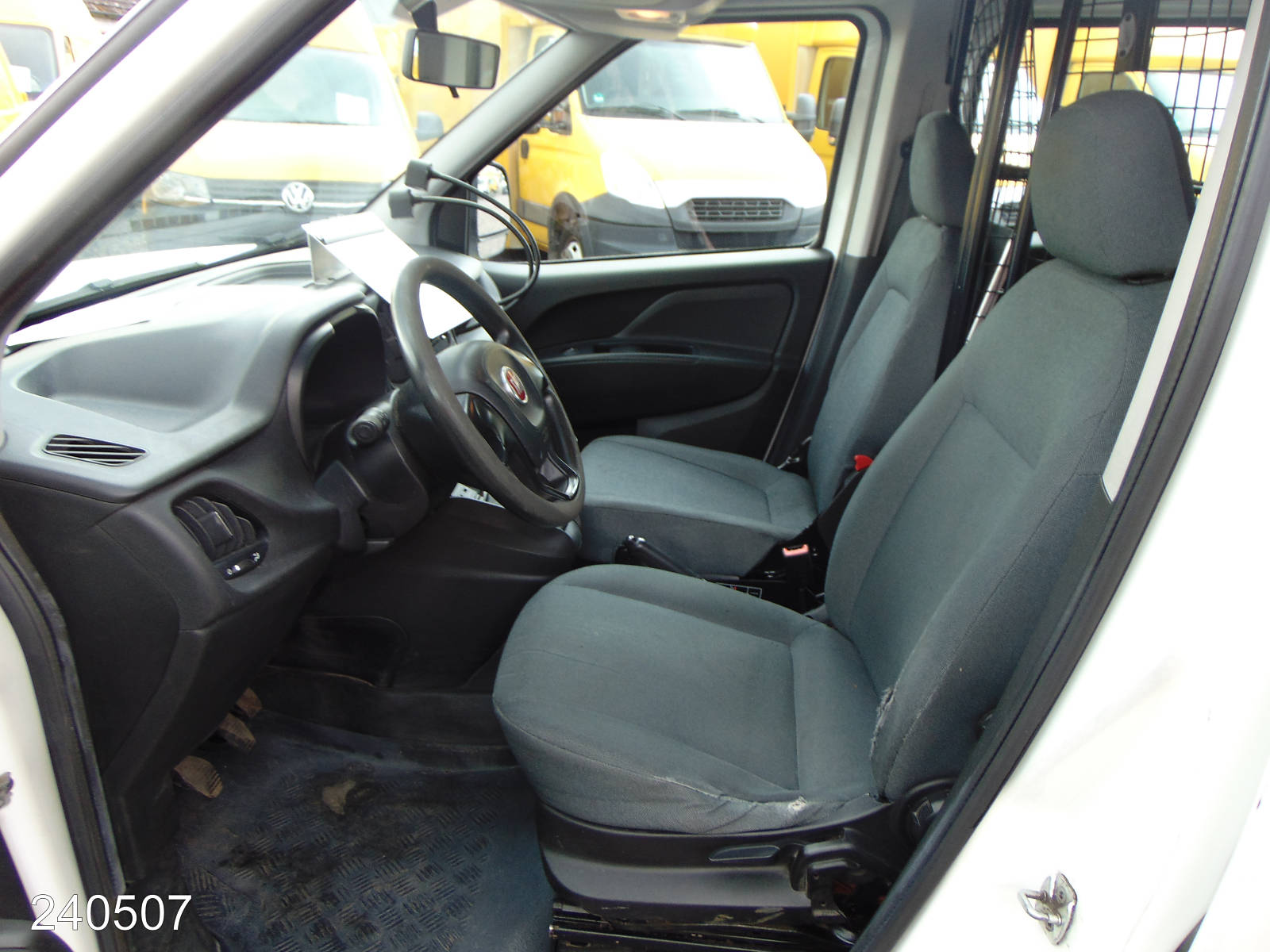 Fiat Doblo Maxi 1.3 MultiJet -PDC-2x Schiebetür & Heckflügeltür-, Interne Nummer: 240507 Bild Nr. 3