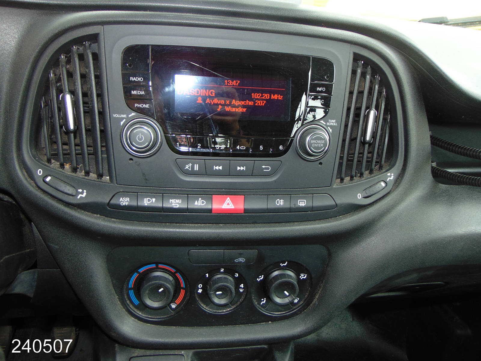 Fiat Doblo Maxi 1.3 MultiJet -PDC-2x Schiebetür & Heckflügeltür-, Interne Nummer: 240507 Bild Nr. 6