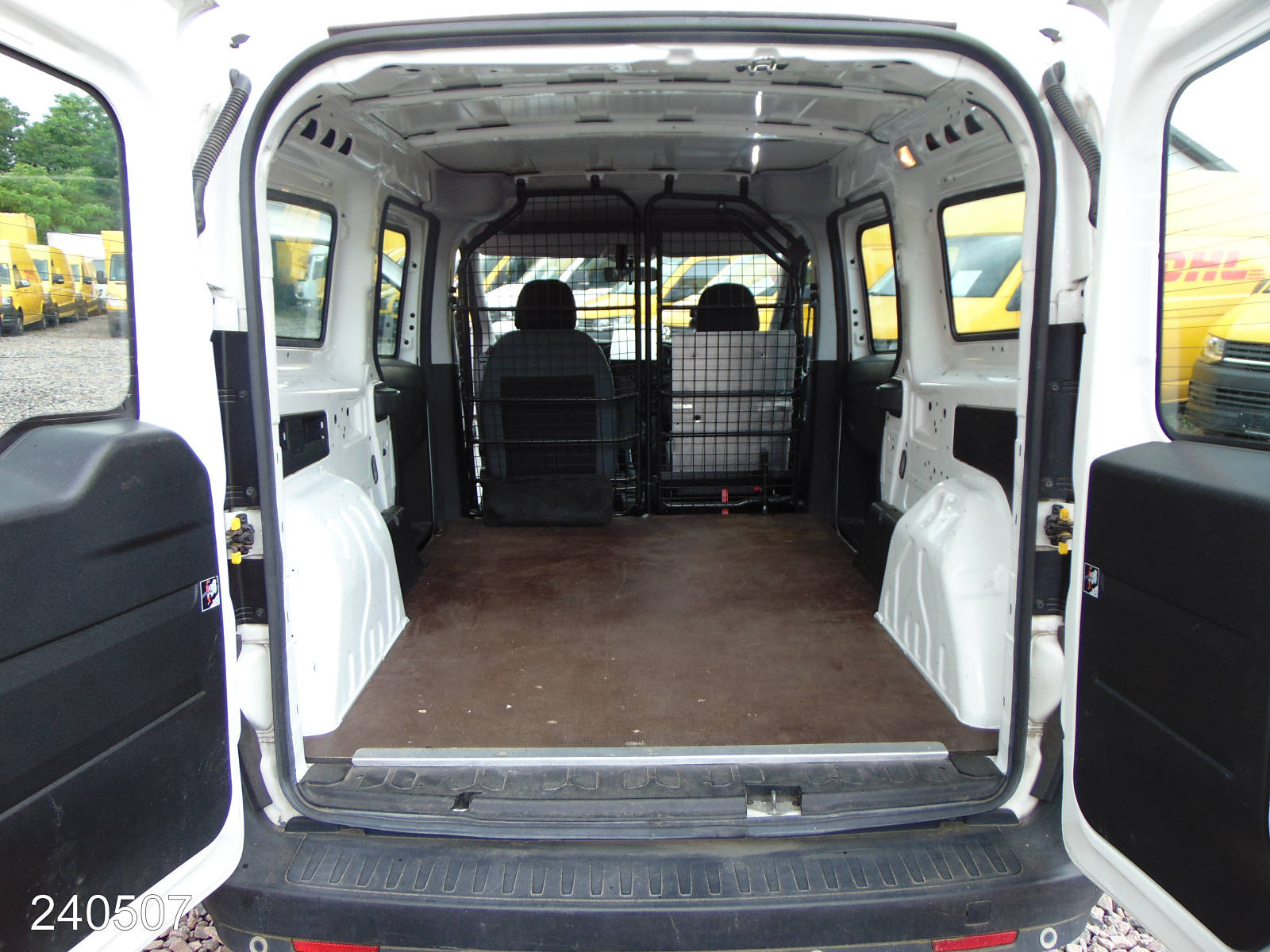 Fiat Doblo Maxi 1.3 MultiJet -PDC-2x Schiebetür & Heckflügeltür-, Interne Nummer: 240507 Bild Nr. 8