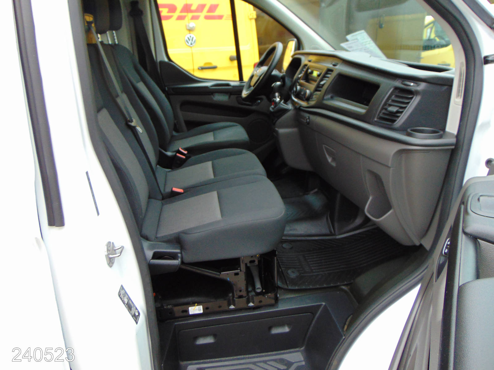 Ford Transit Custom 320 L1 2.0 TDCi -Klima-, Interne Nummer: 240523 Bild Nr. 6