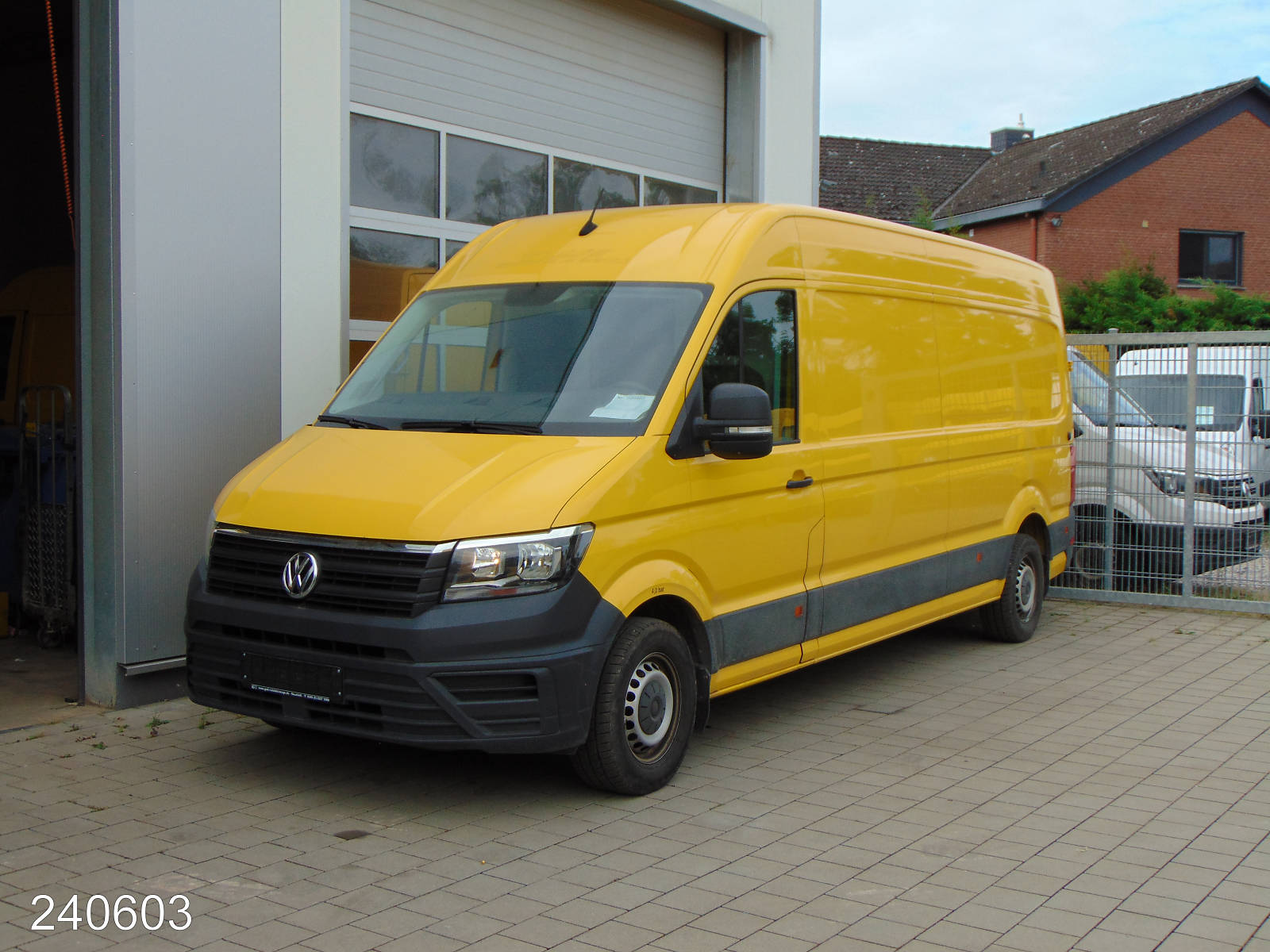 VW CRAFTER 35 2.0 TDI, Interne Nummer: 240603