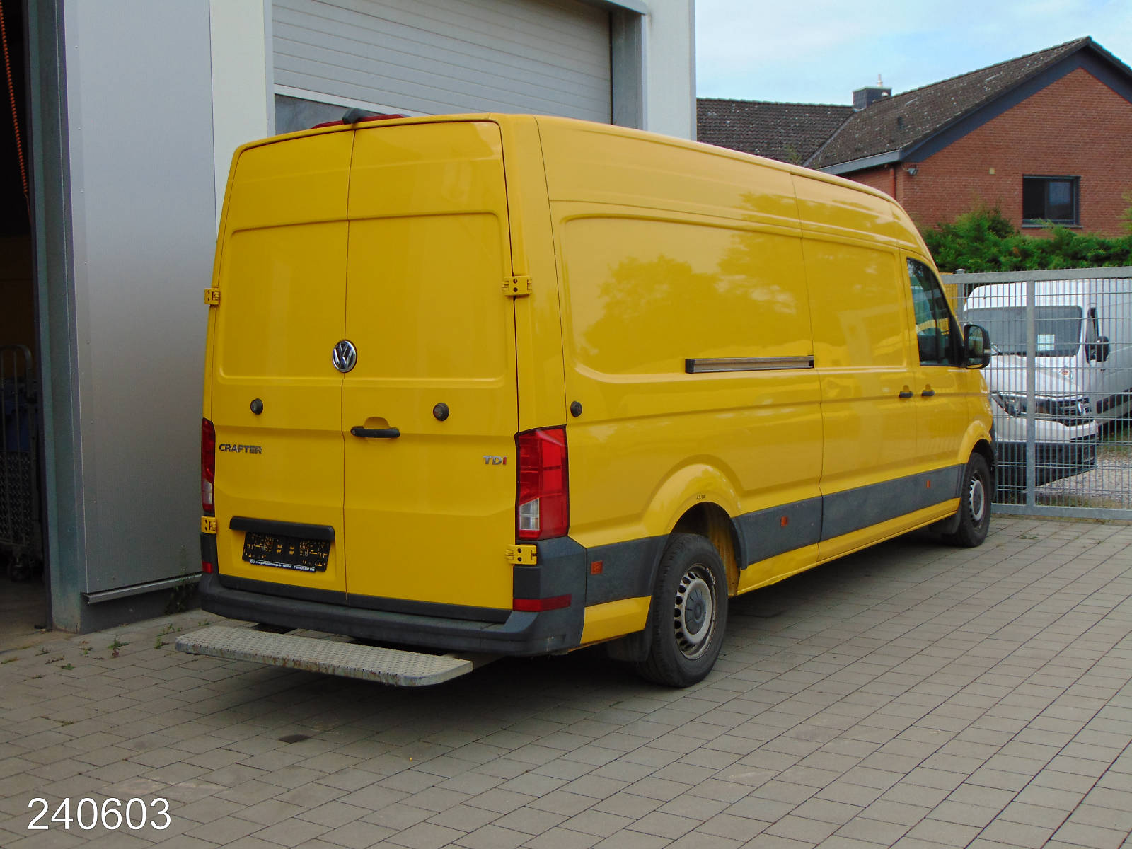 VW Crafter 35 140 2.0 TDI Maxi Klima-Regalsystem-Kamera, Interne Nummer: 240603 Bild Nr. 2