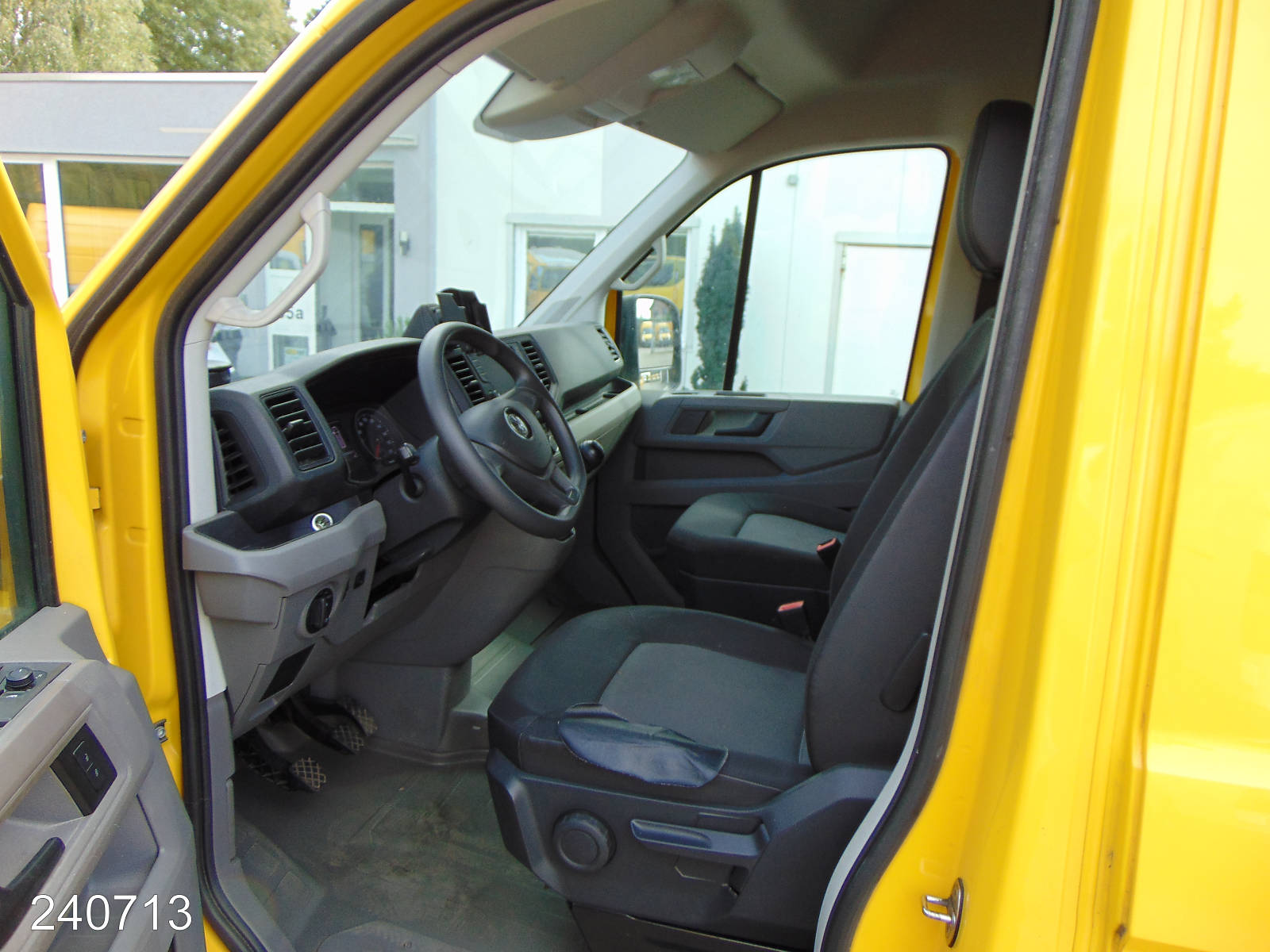 VW Crafter 35 2.0 TDI Regalsystem-Klima-Kamera, Interne Nummer: 240713 Bild Nr. 3