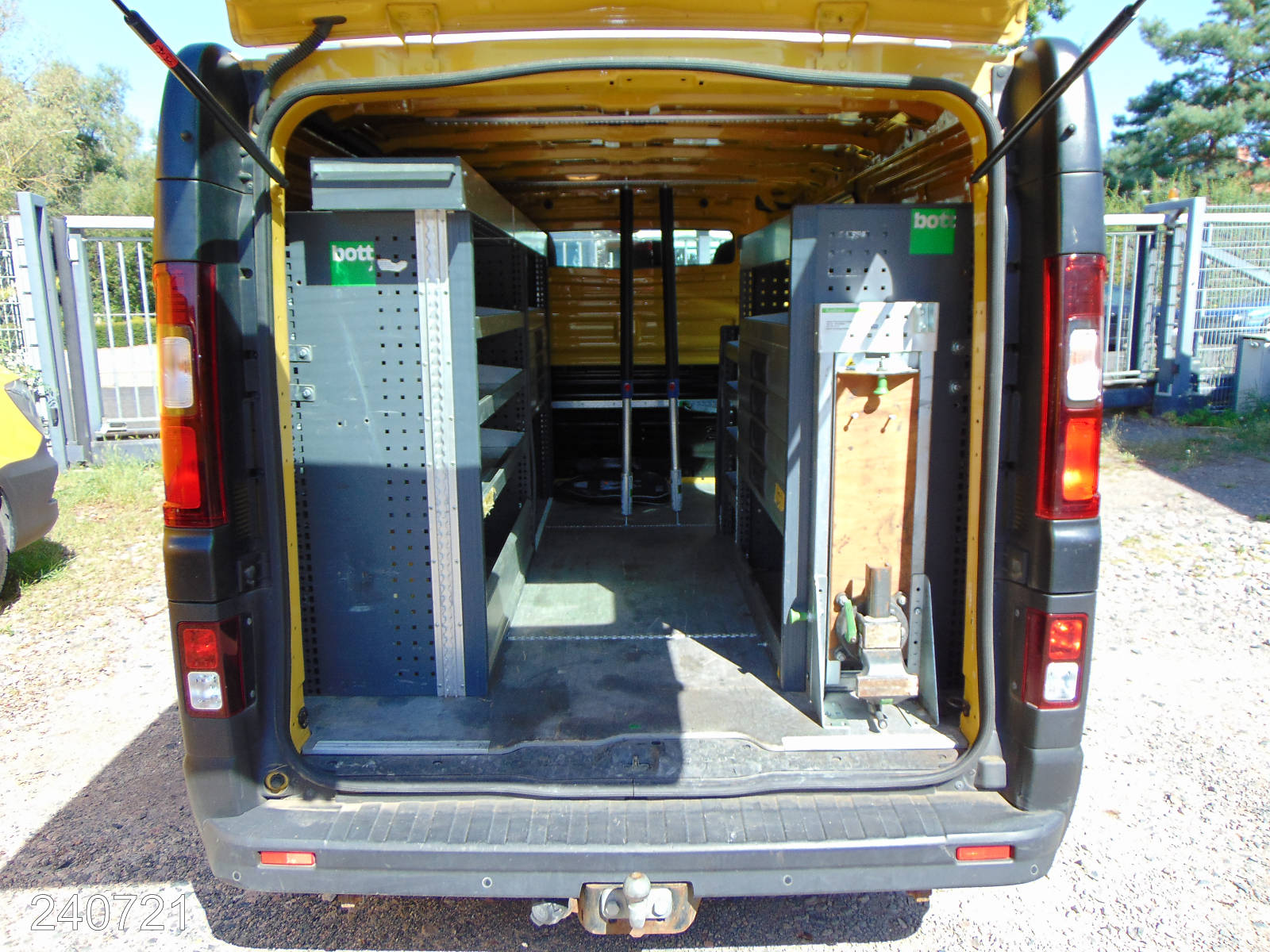 Opel Vivaro 1.6 CDTI L2 AHK-Bott-Klima-Navi, Interne Nummer: 240721 Bild Nr. 9