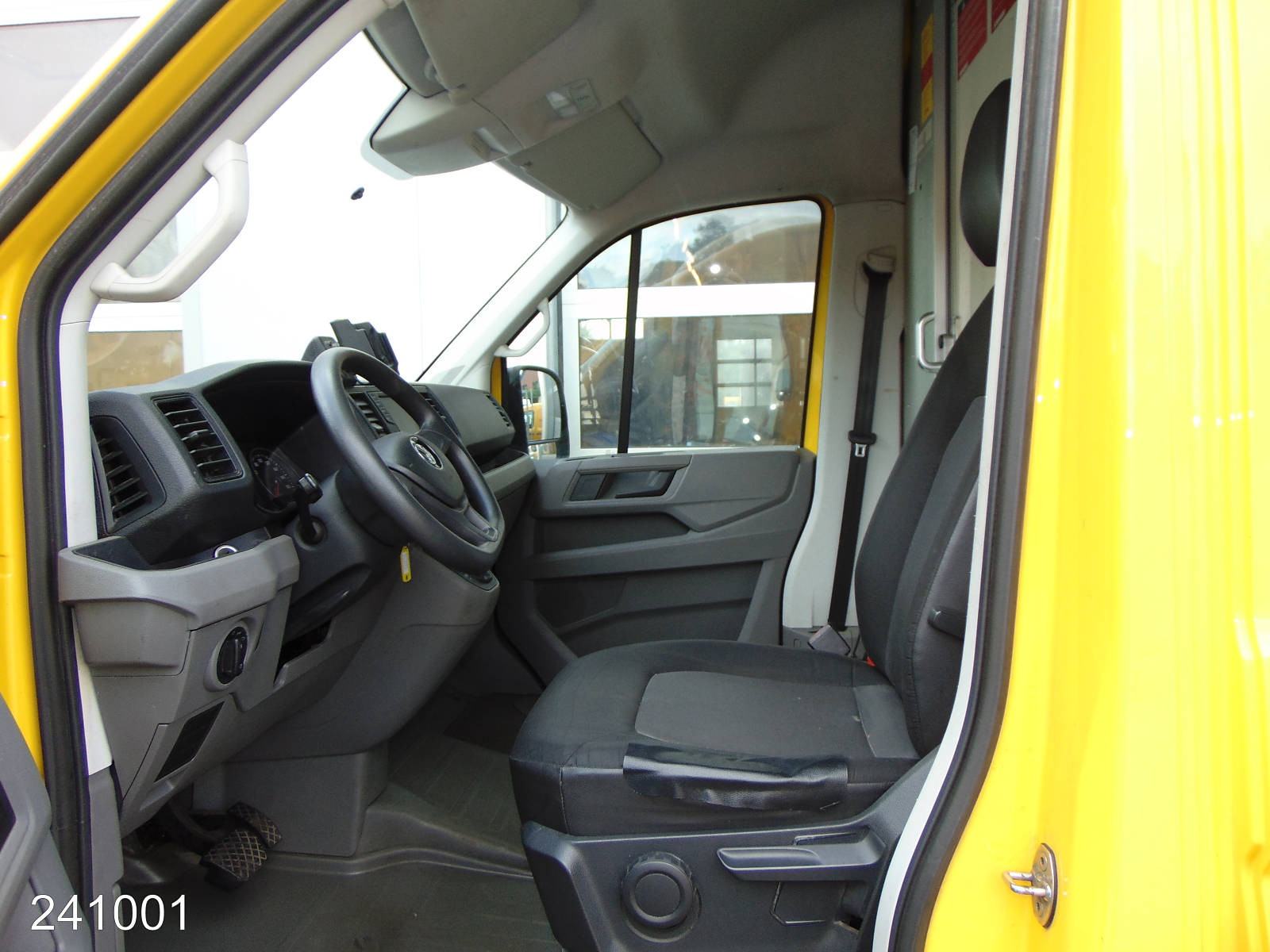 VW CRAFTER 35 2.0 TDI 140 DSG *KLIMA*REGALSYSTEM*KAMERA*, Interne Nummer: 241001 Bild Nr. 3