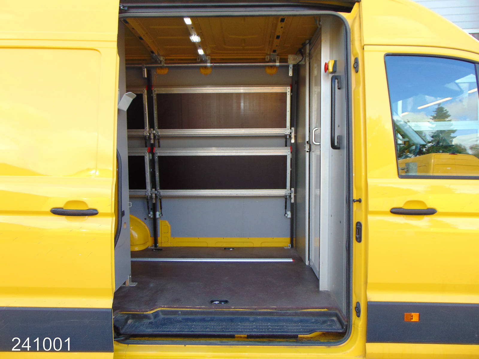VW CRAFTER 35 2.0 TDI 140 DSG *KLIMA*REGALSYSTEM*KAMERA*, Interne Nummer: 241001 Bild Nr. 11