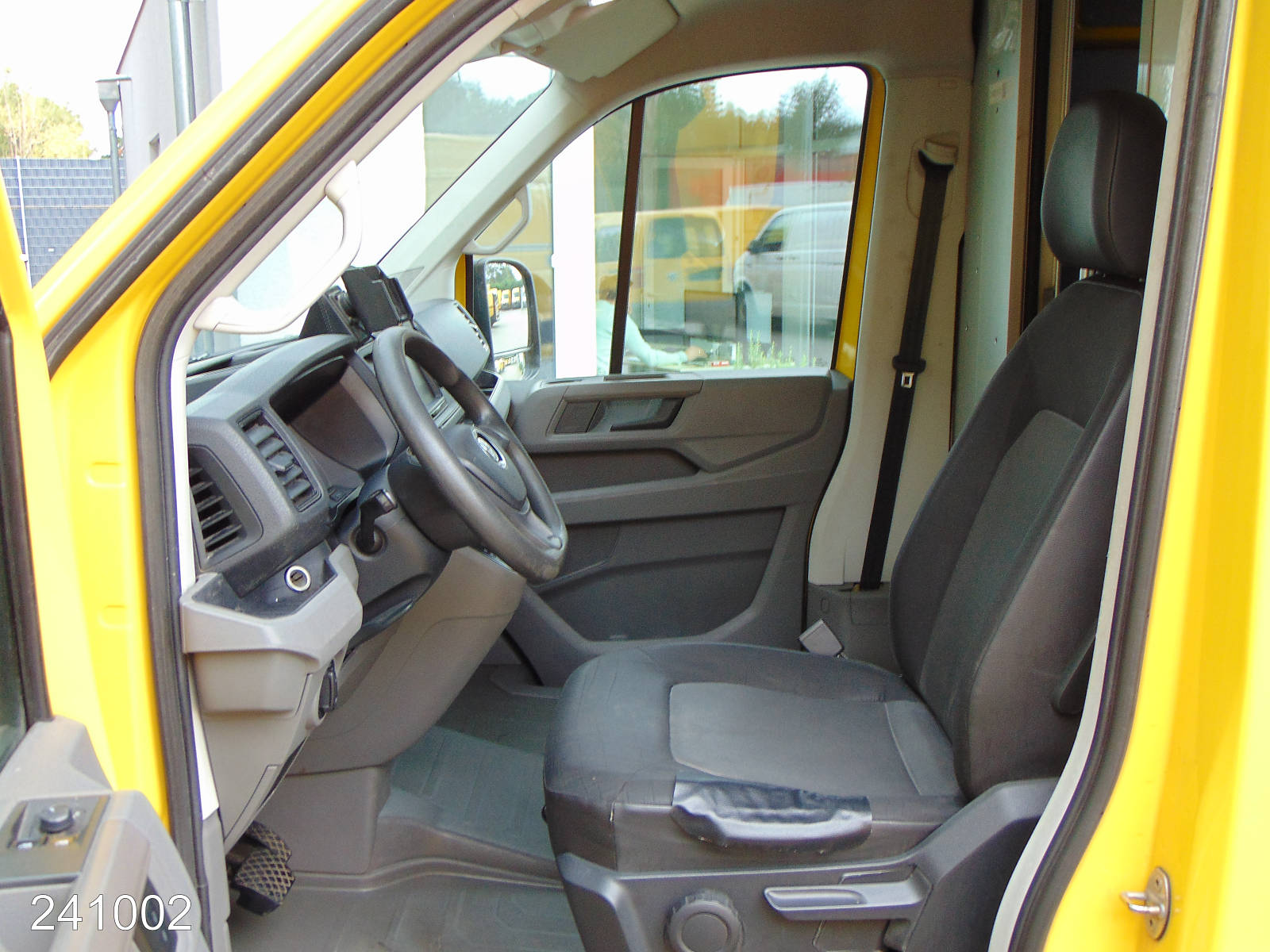 VW Crafter 35 2.0 TDI DSG Regalsystem-Klima-Kamera, Interne Nummer: 241002 Bild Nr. 3