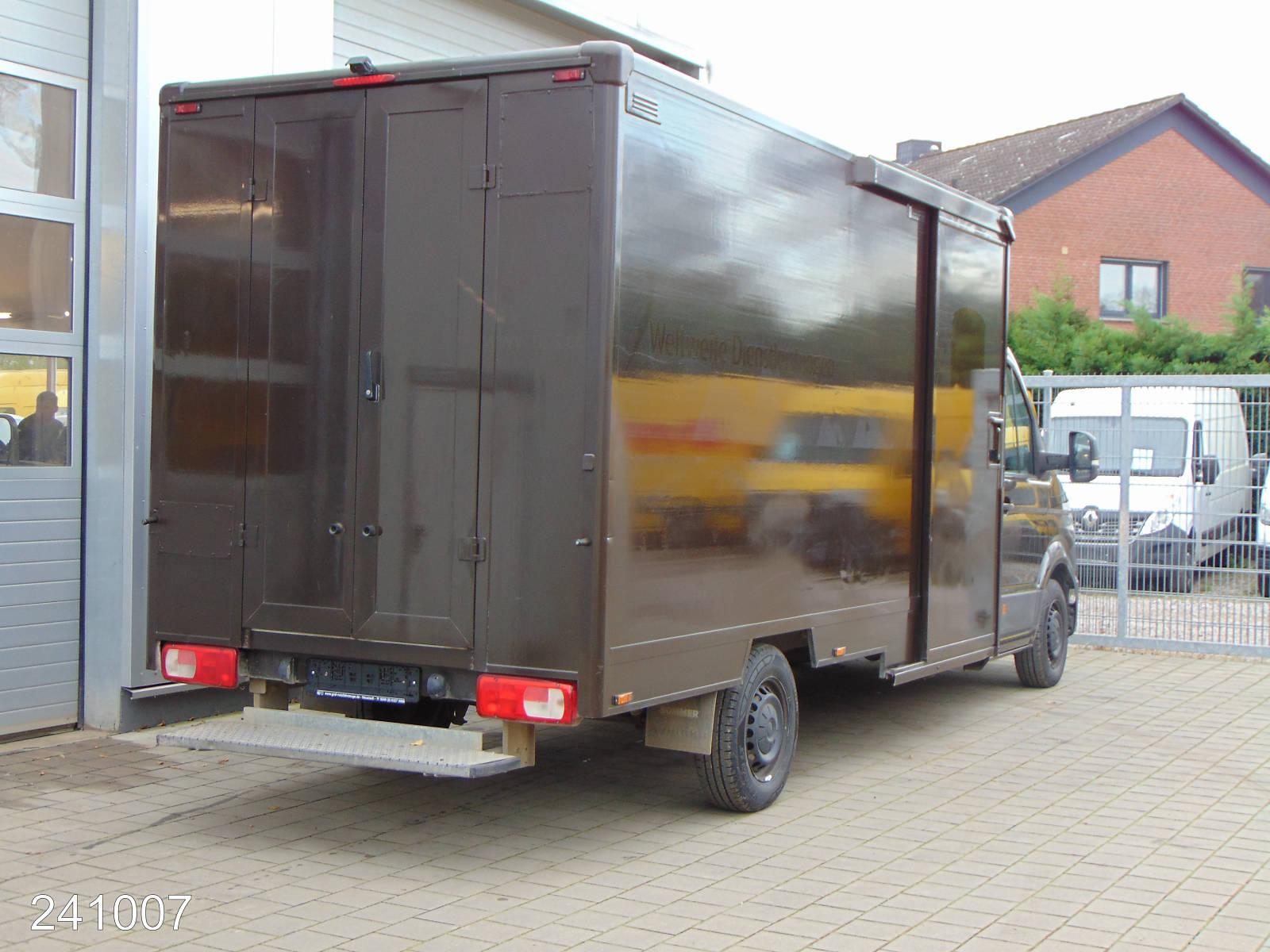 VW Crafter 35 2.0 TDI - Regalsystem, Interne Nummer: 241007 Bild Nr. 2
