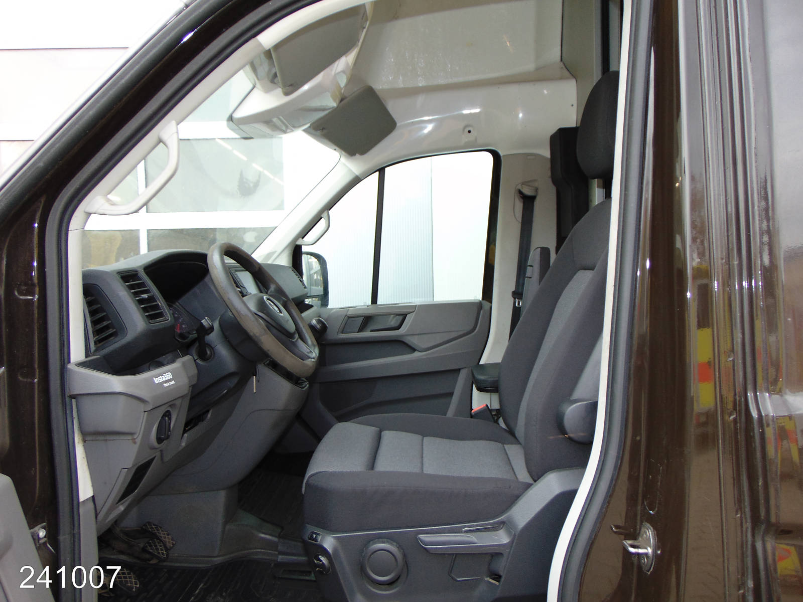 VW Crafter 35 2.0 TDI - Regalsystem, Interne Nummer: 241007 Bild Nr. 3