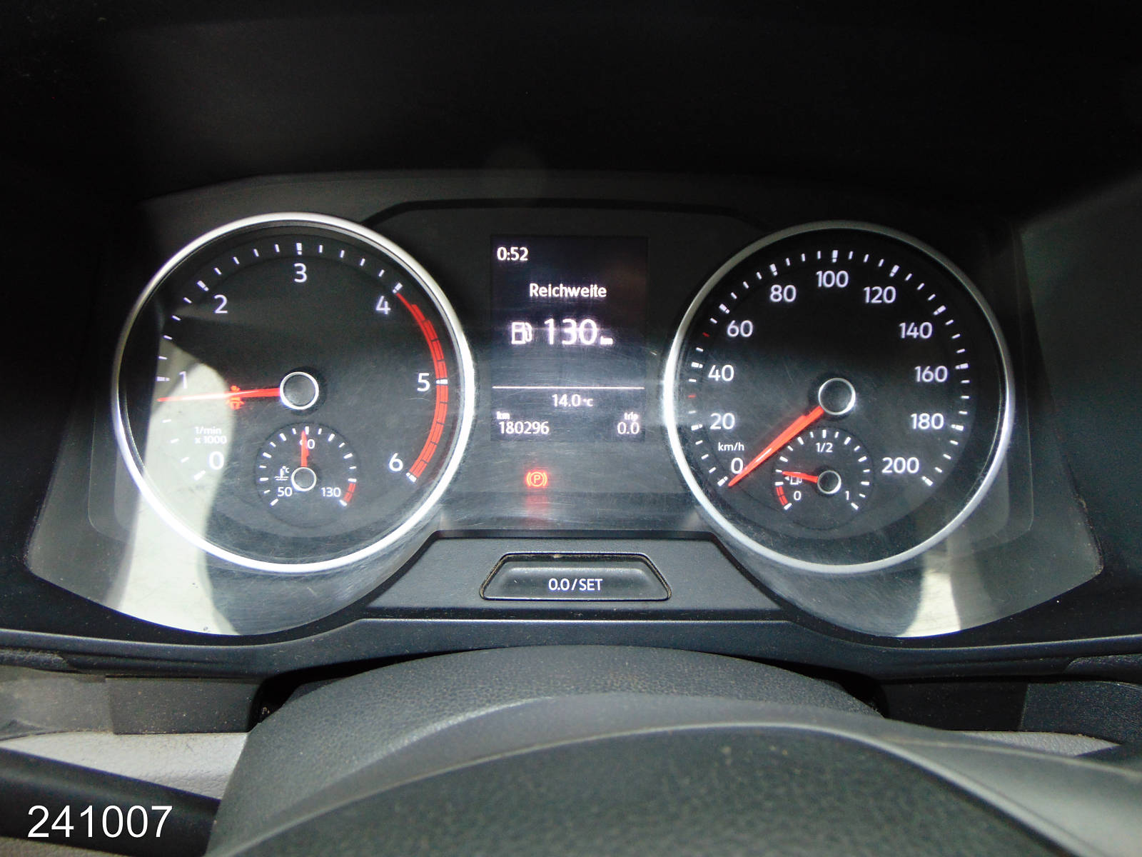 VW Crafter 35 2.0 TDI - Regalsystem, Interne Nummer: 241007 Bild Nr. 5