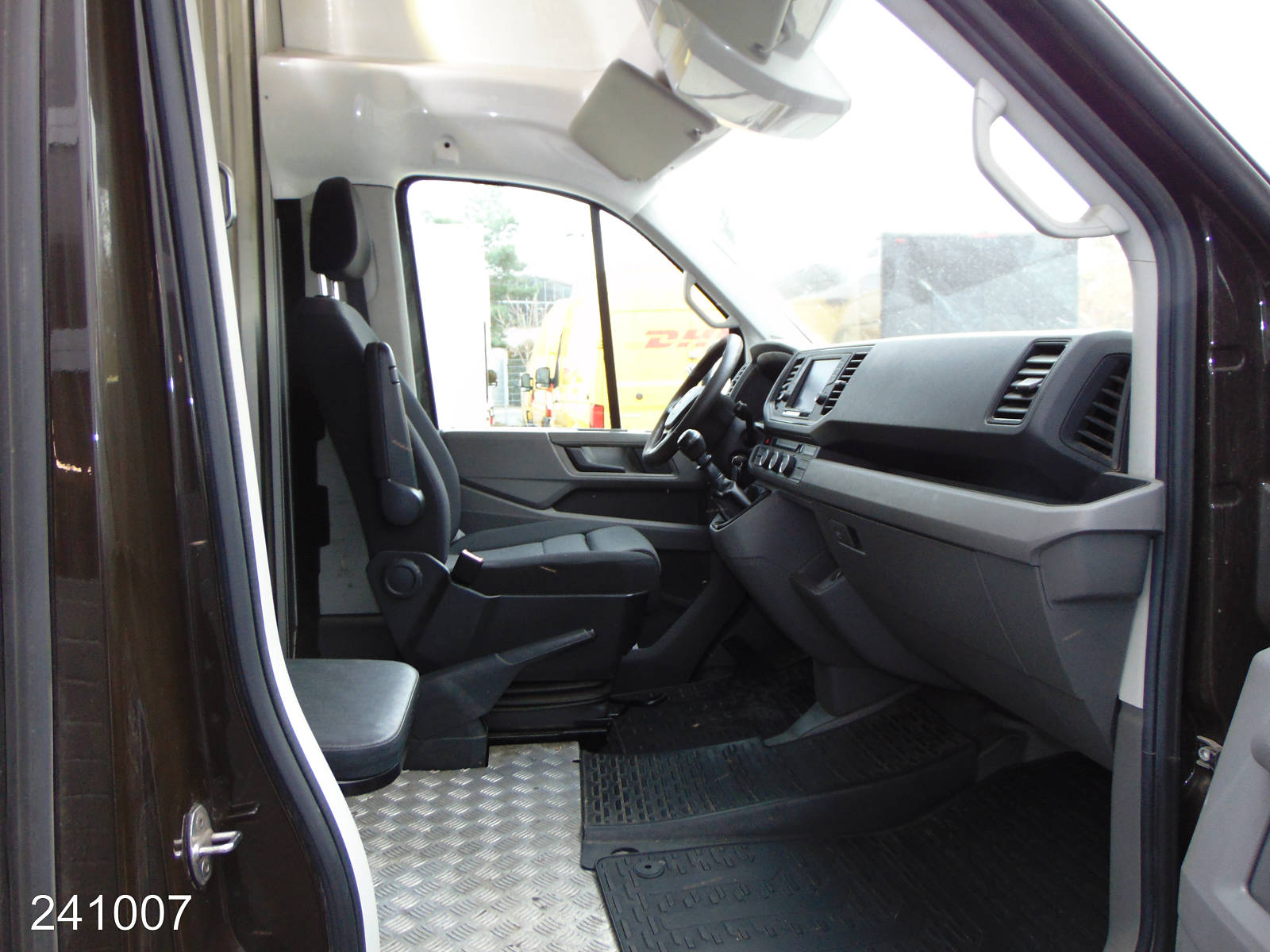 VW Crafter 35 2.0 TDI - Regalsystem, Interne Nummer: 241007 Bild Nr. 7