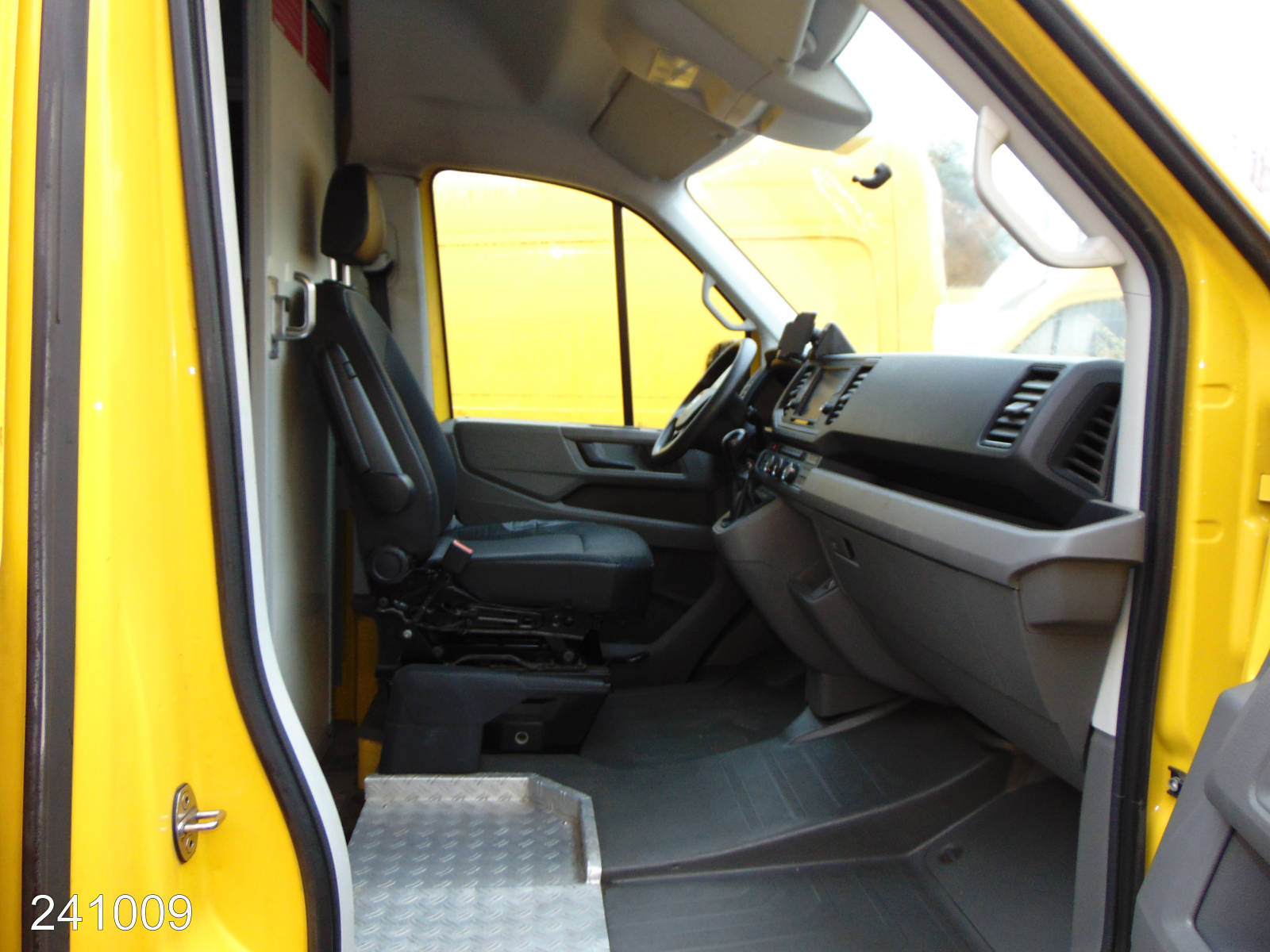 VW Crafter 35 2.0 TDI DSG Regalsystem-Klima-Kamera, Interne Nummer: 241009 Bild Nr. 8