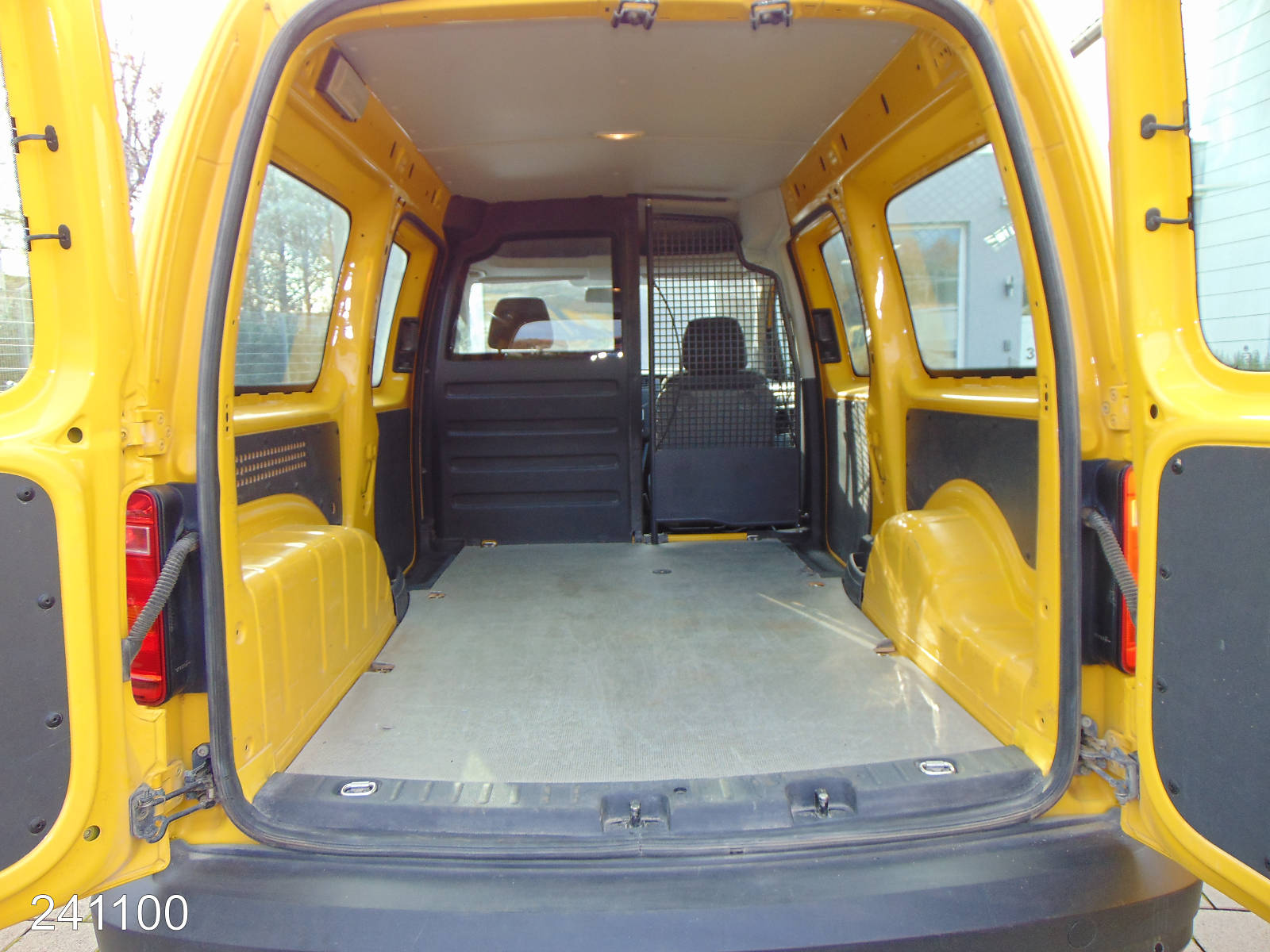 VW Caddy Maxi 2.0 TDI 4Motion -2x Schiebetür-HFT-, Interne Nummer: 241100 Bild Nr. 9