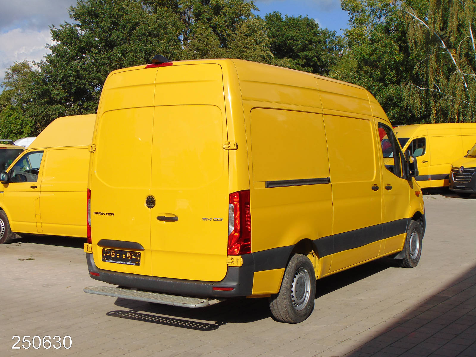 Mercedes Sprinter 314 CDI Regalsystem-Klima-Kamera, Interne Nummer: 250630 Bild Nr. 2