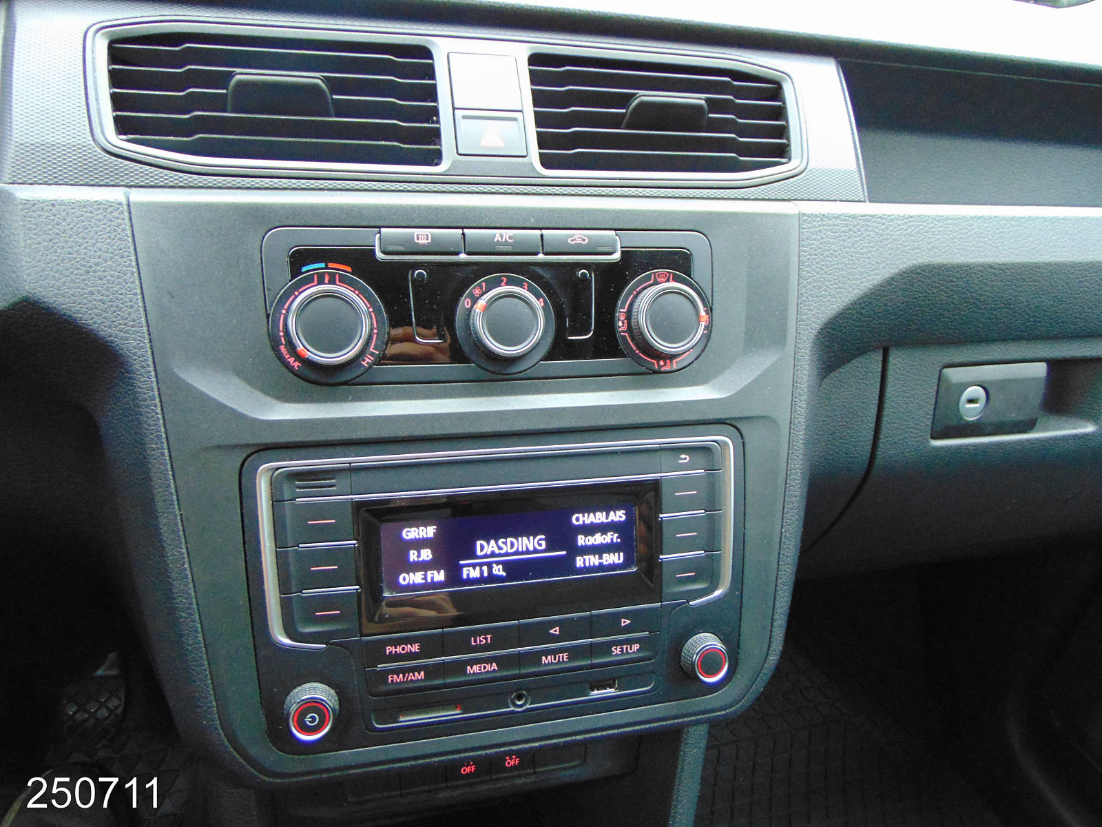 VW Caddy 2.0 TDI 4Motion Klima, Interne Nummer: 250711 Bild Nr. 6