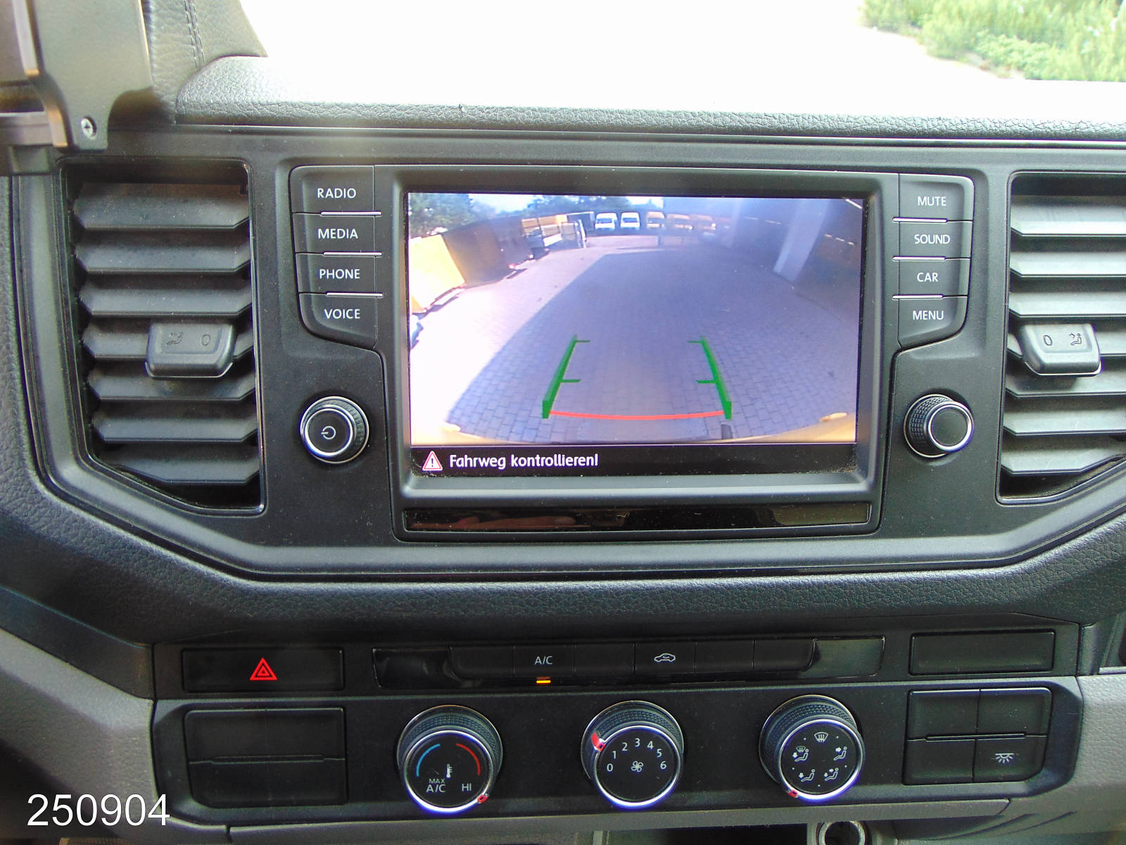 VW Crafter 35 2.0 TDI DSG Regalsystem-Klima-Kamera, Interne Nummer: 250904 Bild Nr. 6