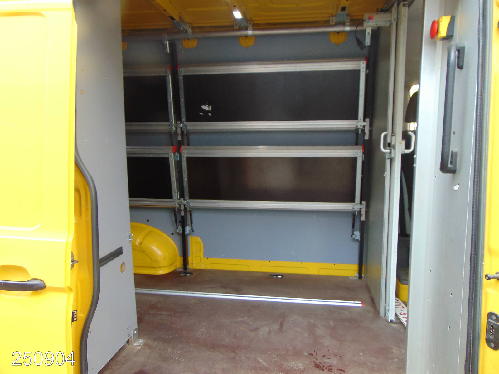 VW Crafter 35 2.0 TDI DSG Regalsystem-Klima-Kamera, Interne Nummer: 250904 Bild Nr. 10