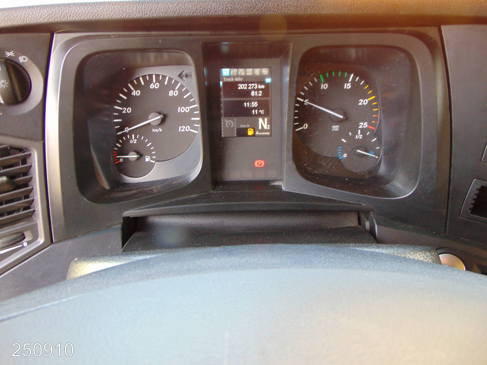 Mercedes ANTOS 1833L 3-Zonen Kühlkoffer*LBW, Interne Nummer: 250910 Bild Nr. 7