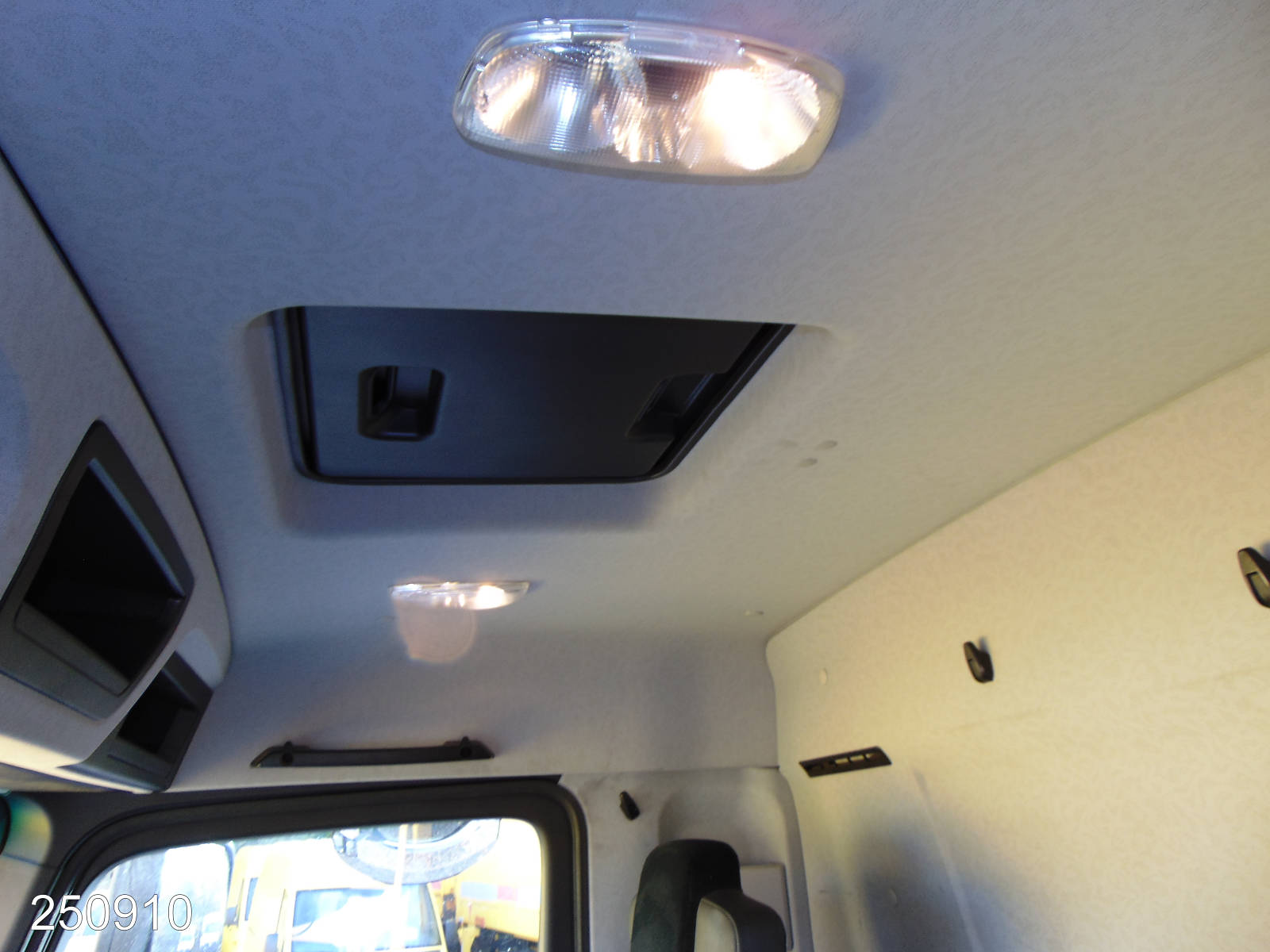 Mercedes ANTOS 1833L 3-Zonen Kühlkoffer*LBW, Interne Nummer: 250910 Bild Nr. 12