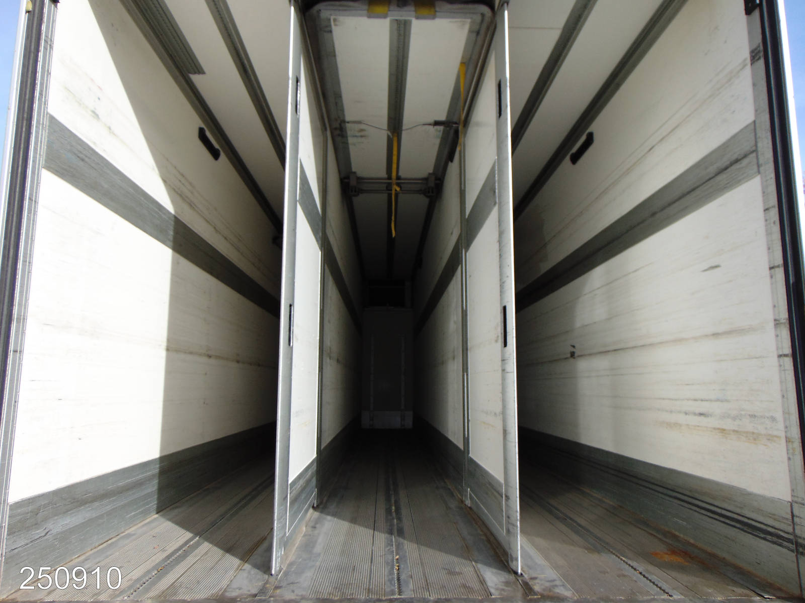 Mercedes ANTOS 1833L 3-Zonen Kühlkoffer*LBW, Interne Nummer: 250910 Bild Nr. 18