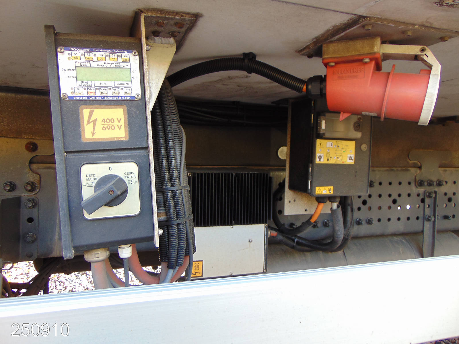 Mercedes ANTOS 1833L 3-Zonen Kühlkoffer*LBW, Interne Nummer: 250910 Bild Nr. 24