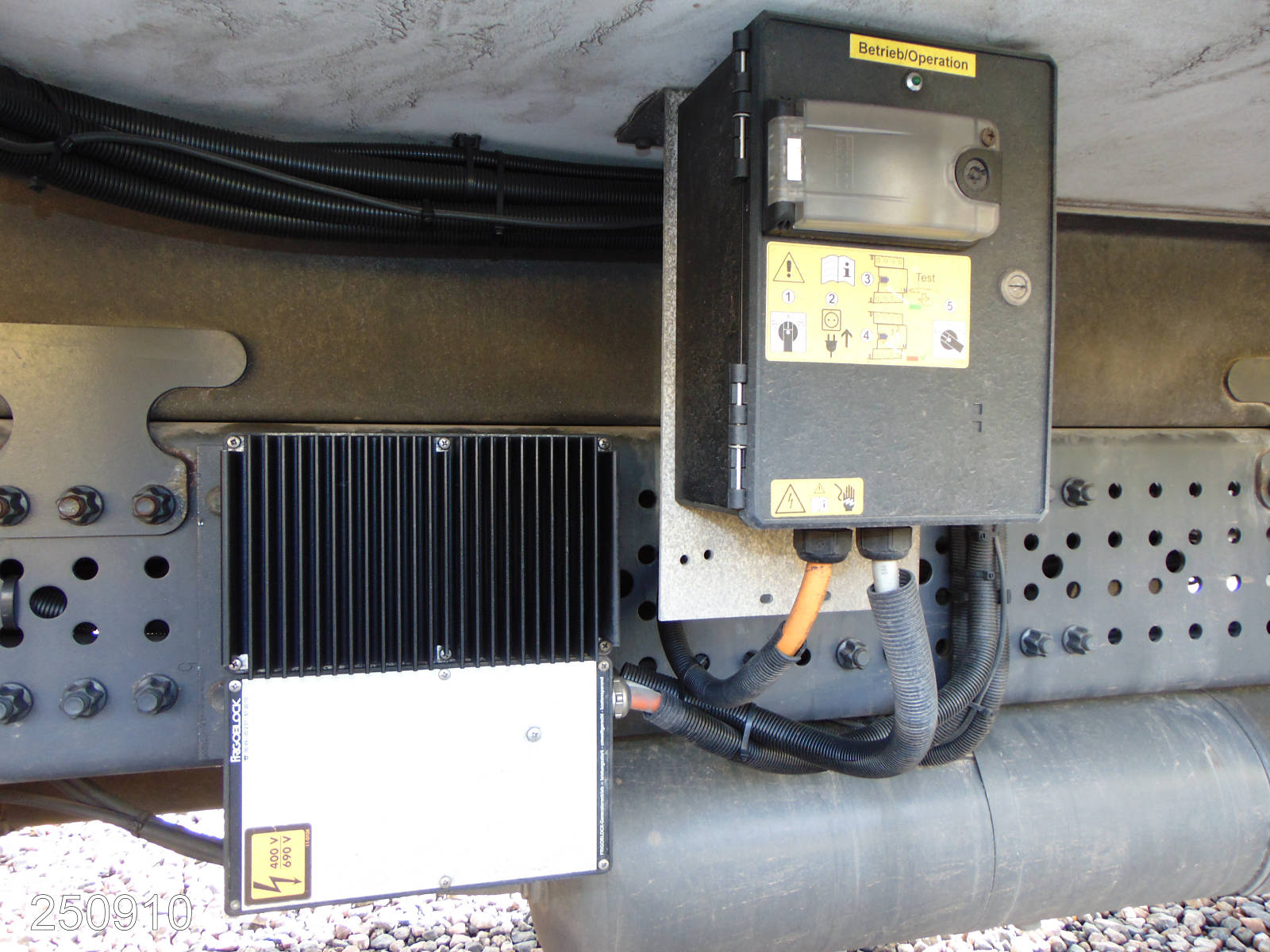 Mercedes ANTOS 1833L 3-Zonen Kühlkoffer*LBW, Interne Nummer: 250910 Bild Nr. 25