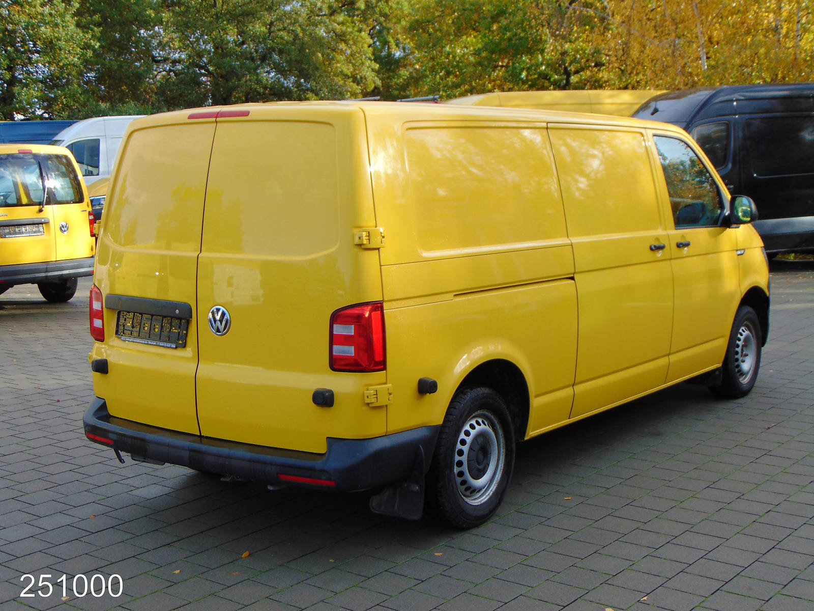VW T6 Transporter 2.0 TDI -KLIMA-, Interne Nummer: 251000 Bild Nr. 2