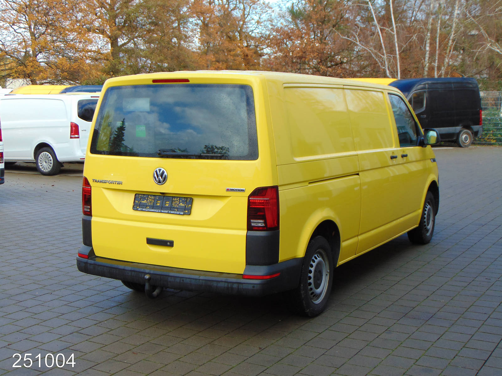 VW T6.1 Transporter 2.0 TDI 4Motion AHK-KLIMA-NAVI-KAMERA, Interne Nummer: 251004 Bild Nr. 2