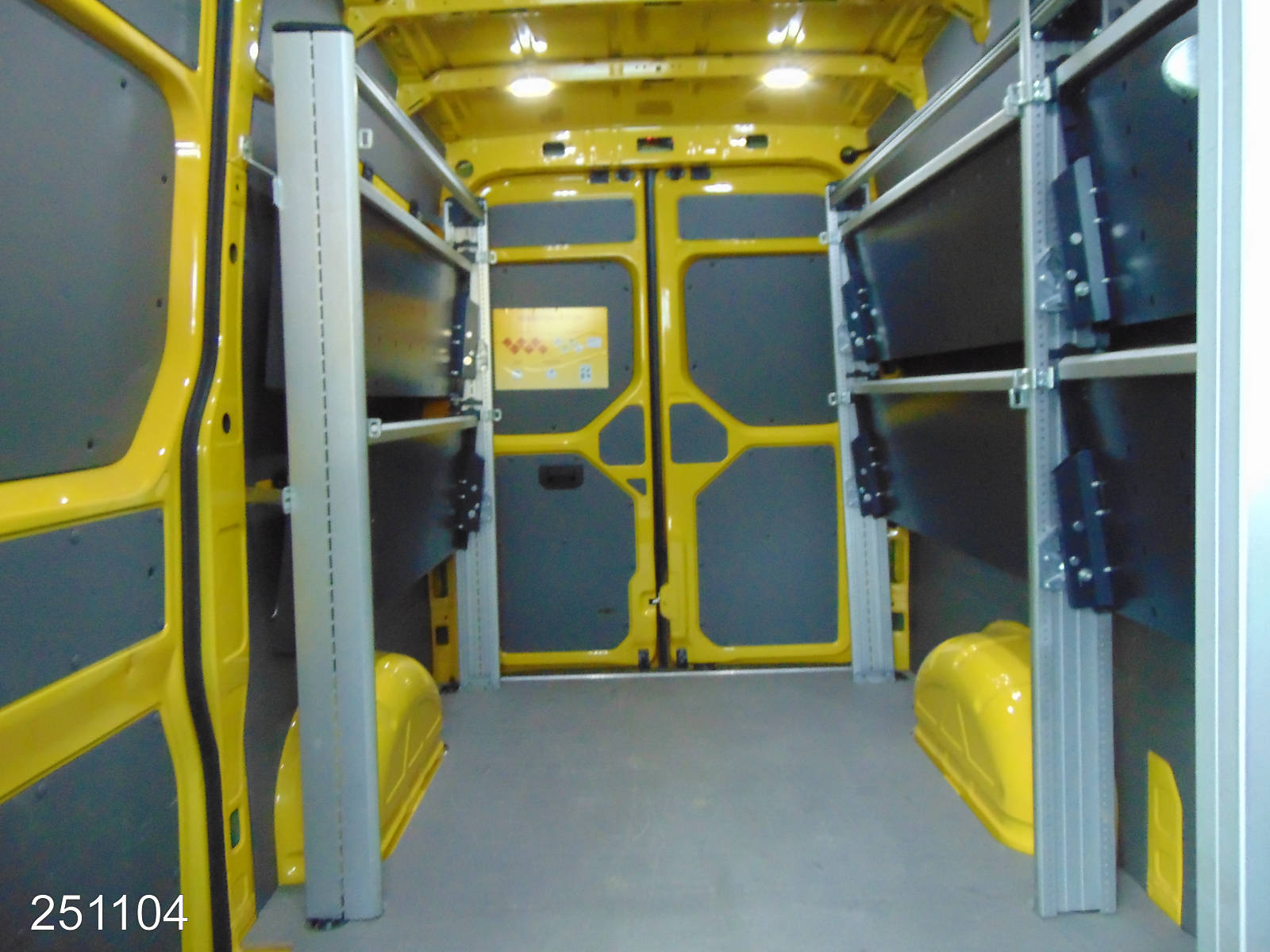 VW Crafter 35 2.0 TDI KLIMA-REGALSYSTEM-KAMERA-, Interne Nummer: 251104 Bild Nr. 9