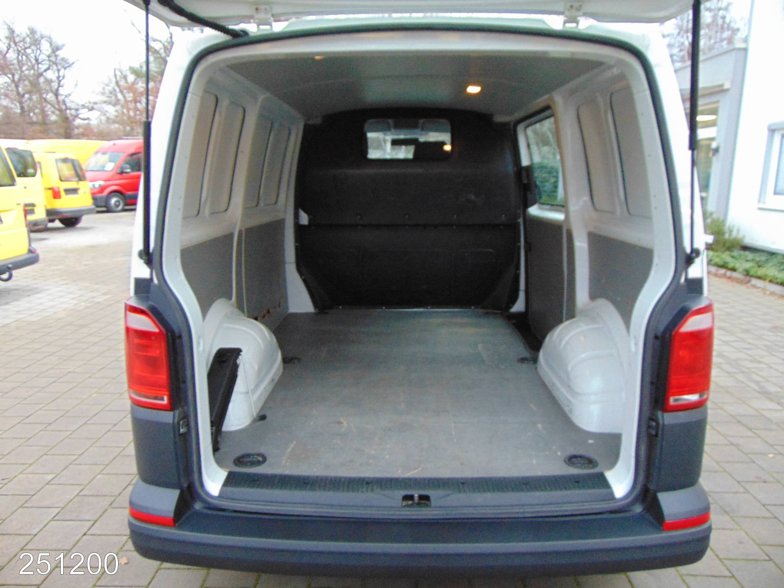 VW T6 Transprter 2.0 TDI, Interne Nummer: 251200 Bild Nr. 8