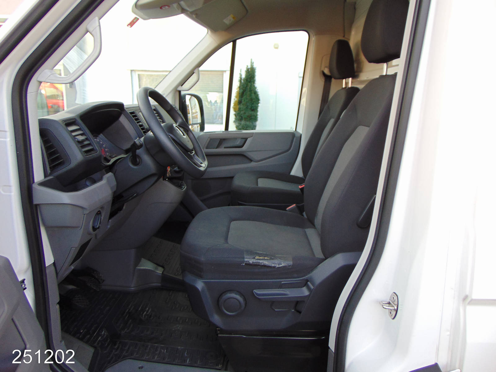 VW CRAFTER 2.0 TDI MAXI - KLIMA - KAMERA -, Interne Nummer: 251202 Bild Nr. 3