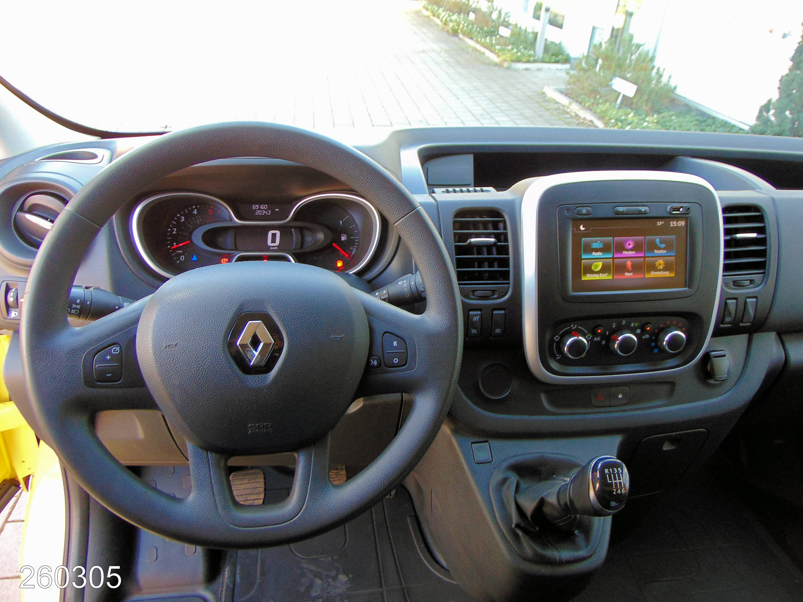 Renault Trafic 2.0 dCi 145 L2 AHK-Bott-Klima-Navi-Kamera, Interne Nummer: 260305 Bild Nr. 4