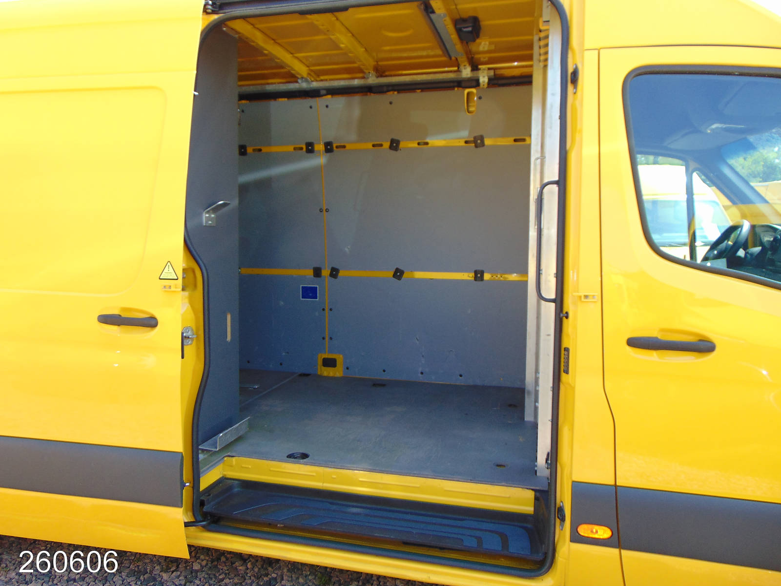 Mercedes Sprinter 314 CDI Maxi Klima-Kamera-Regalsystem, Interne Nummer: 260606 Bild Nr. 10