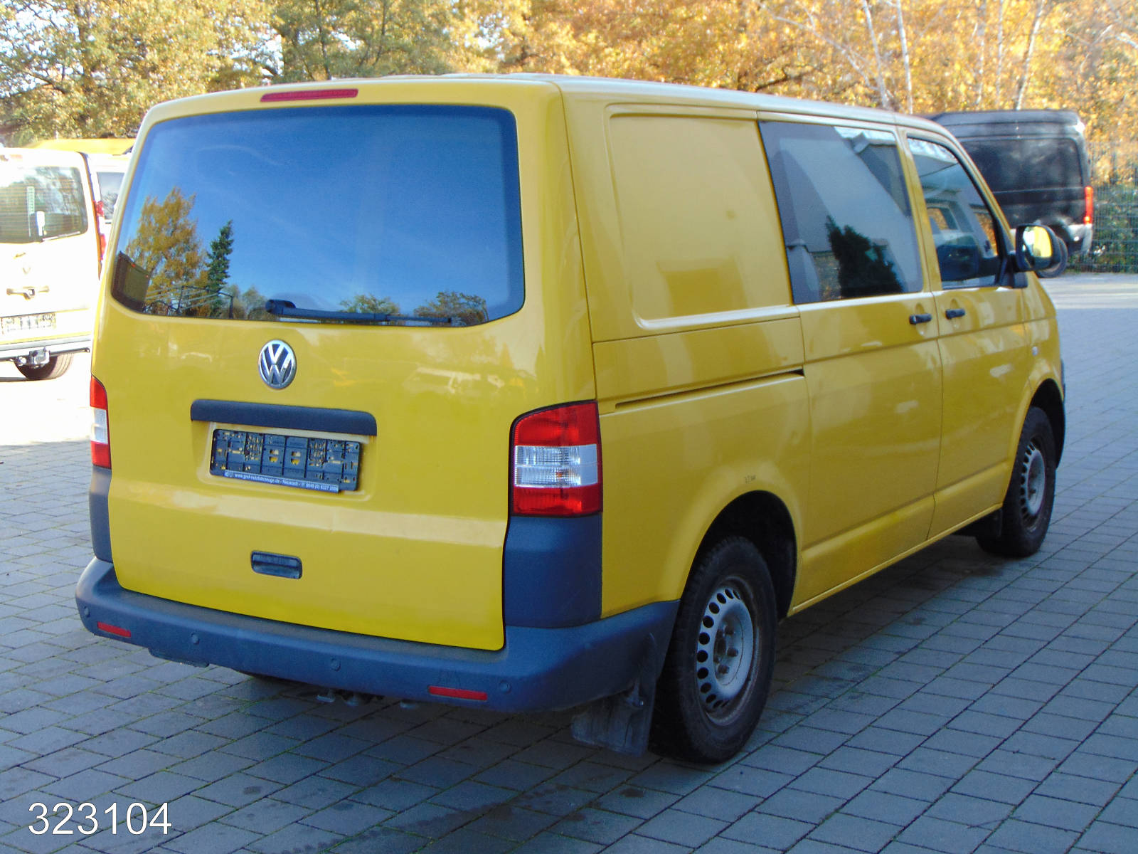 VW T5 TRANSPORTER 2.0 TDI 2x Schiebetür-3 Sitzer, Interne Nummer: 323104 Bild Nr. 2