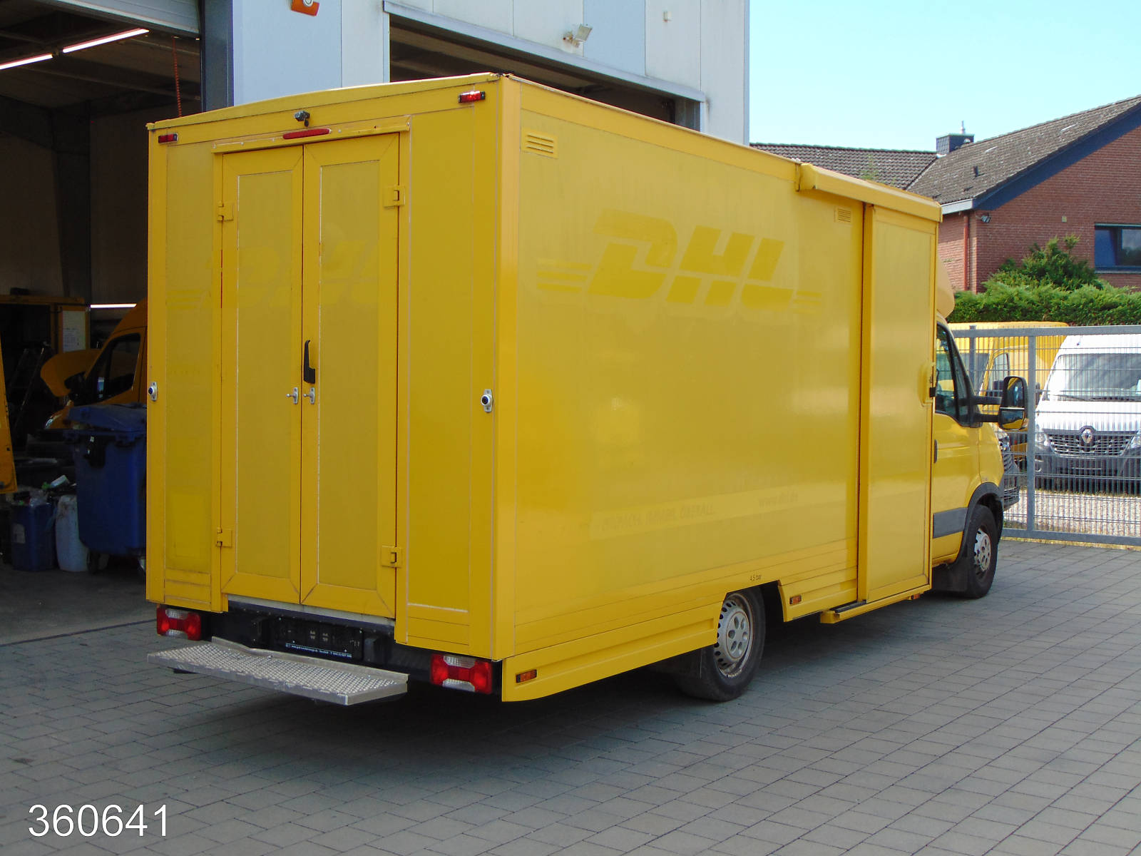 Iveco Daily 35 S 11 A / P Maxi Postkoffer Regalsystem, Interne Nummer: 360641 Bild Nr. 2