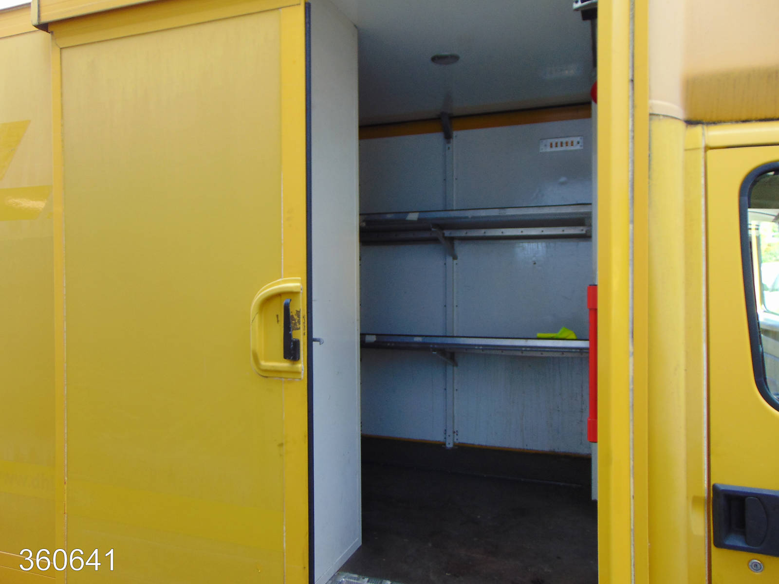 Iveco Daily 35 S 11 A / P Maxi Postkoffer Regalsystem, Interne Nummer: 360641 Bild Nr. 10