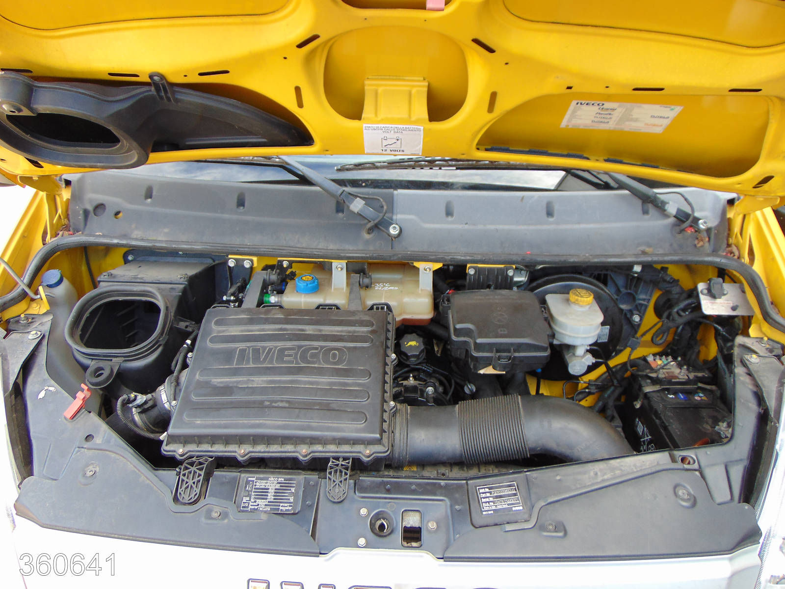 Iveco Daily 35 S 11 A / P Maxi Postkoffer Regalsystem, Interne Nummer: 360641 Bild Nr. 11