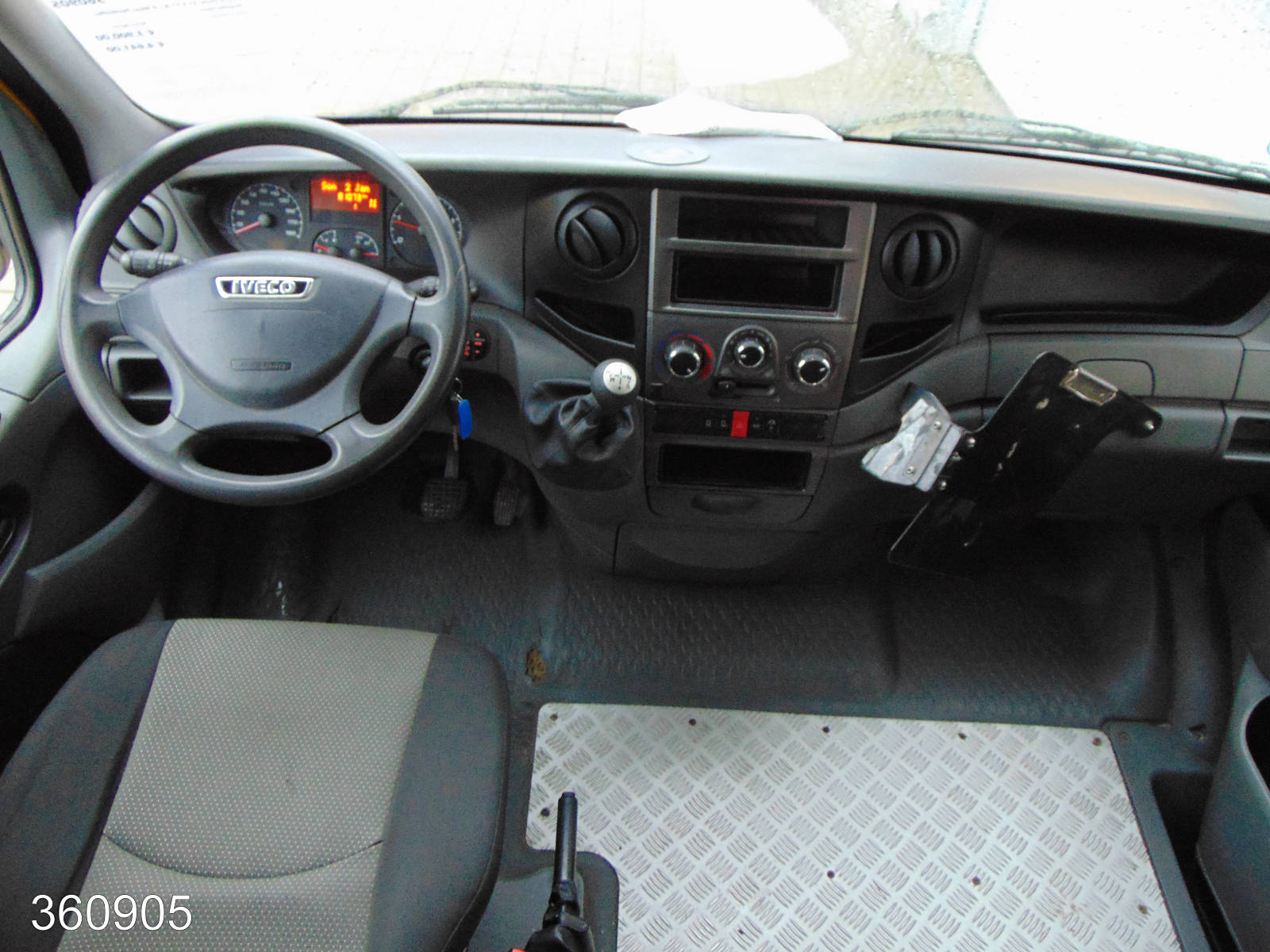 Iveco Daily 35 S 11 A / P Maxi Postkoffer Regalsystem, Interne Nummer: 360905 Bild Nr. 4