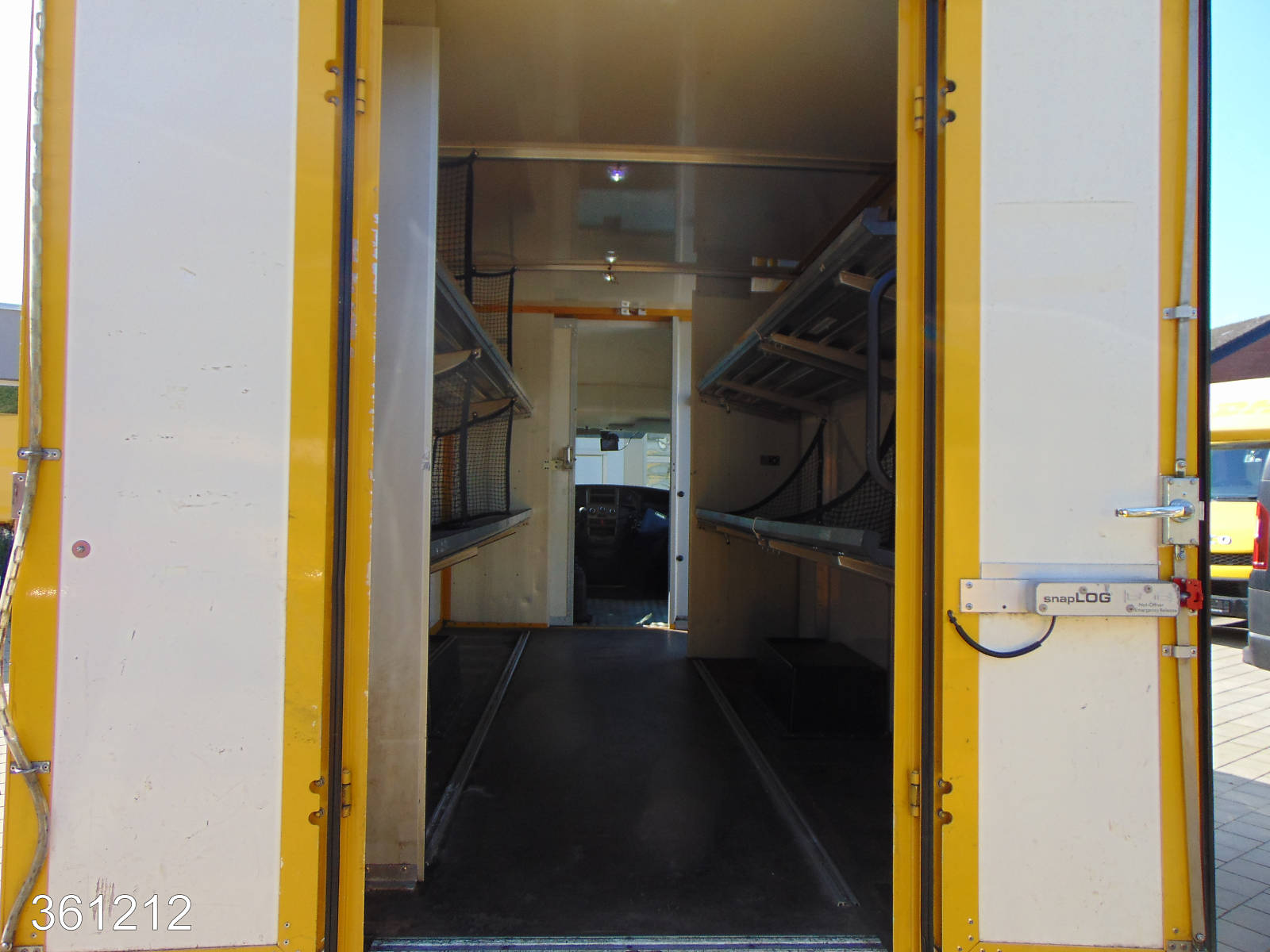 Iveco Daily 35 S 11 A / P Maxi Postkoffer Regalsystem, Interne Nummer: 361212 Bild Nr. 9