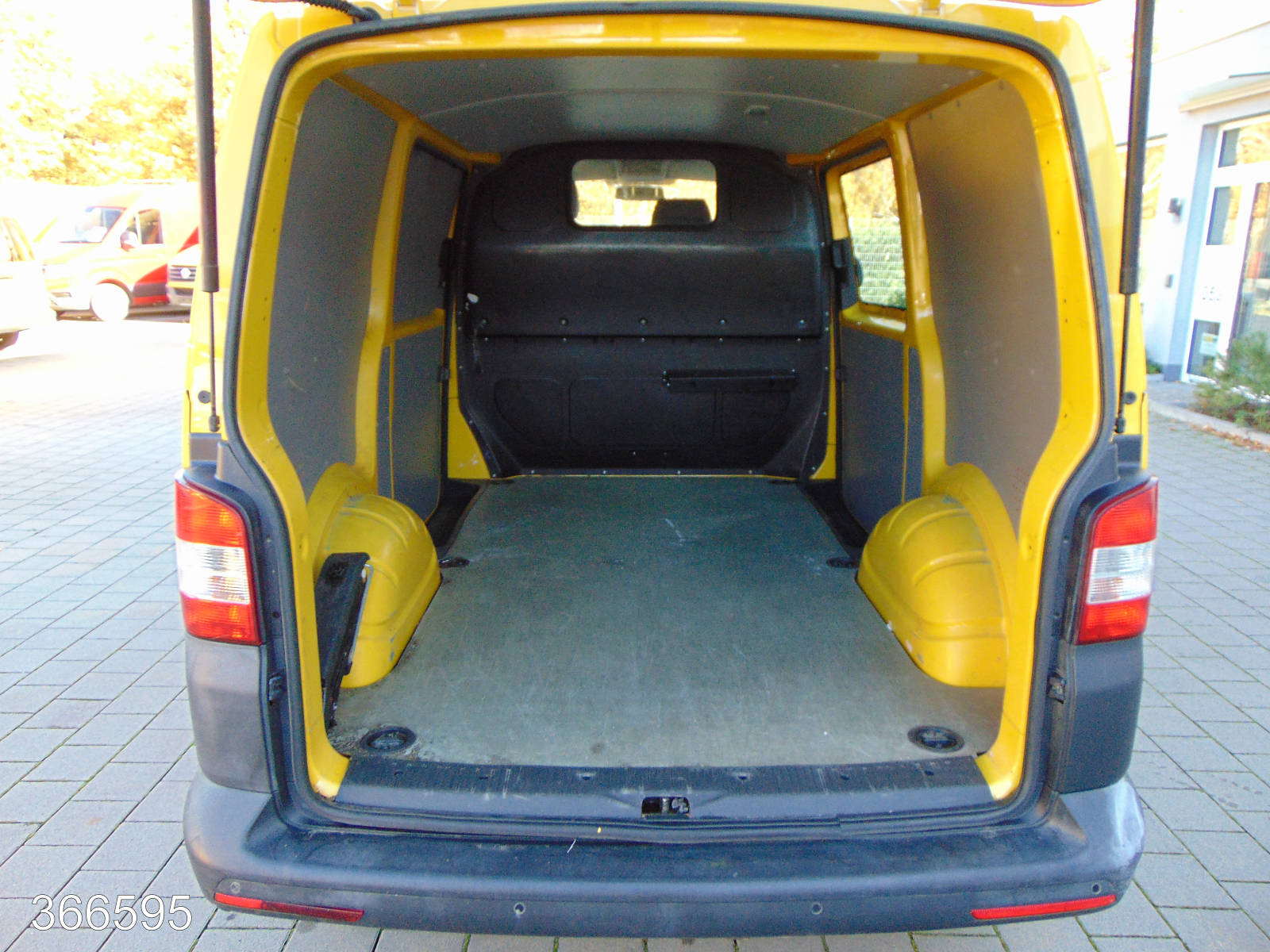 VW T5 TRANSPORTER 2.0 TDI 2x Schiebetür-3 Sitzer, Interne Nummer: 366595 Bild Nr. 8